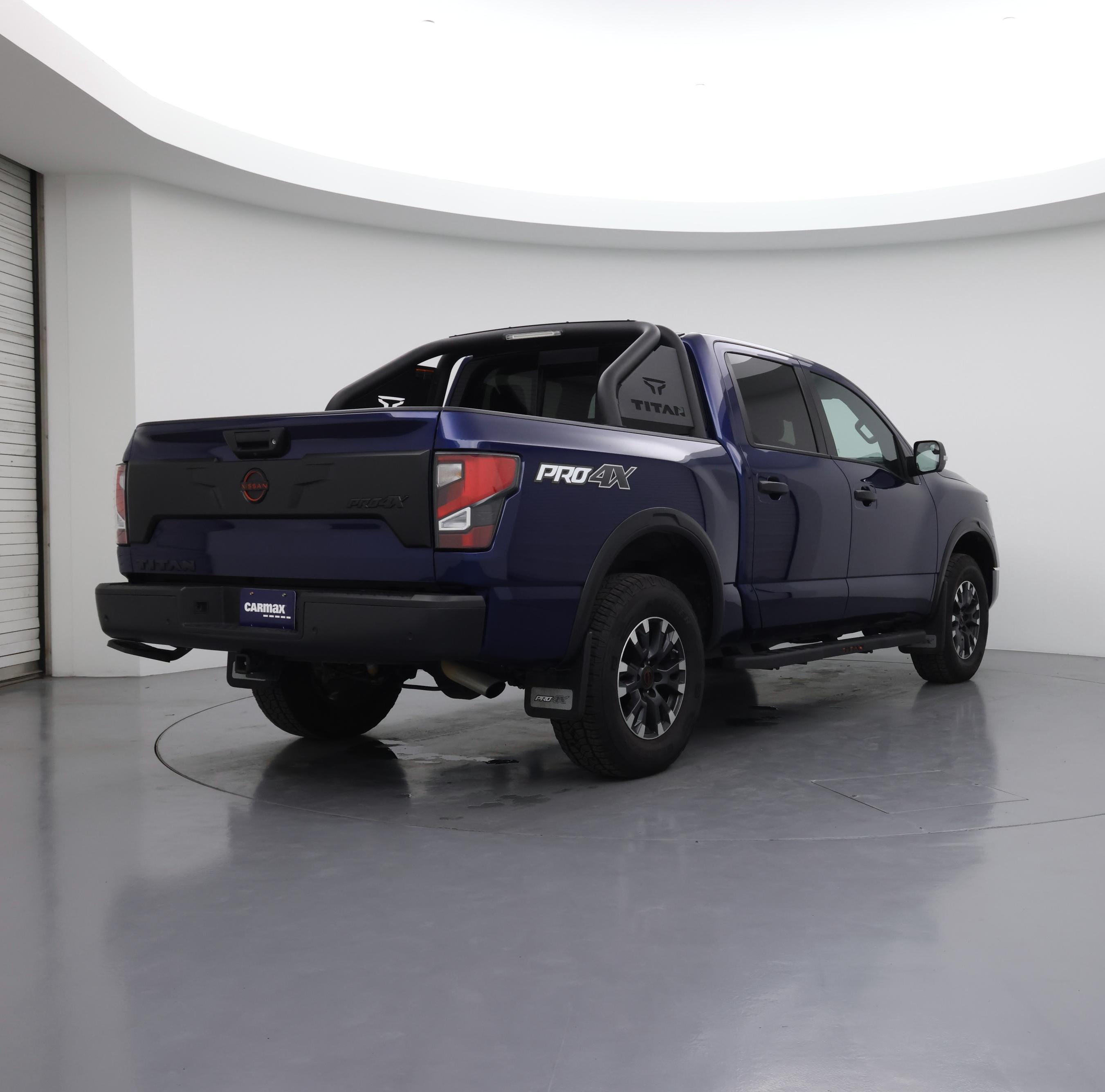 Thumbnail: 2024 Nissan Titan - 8
