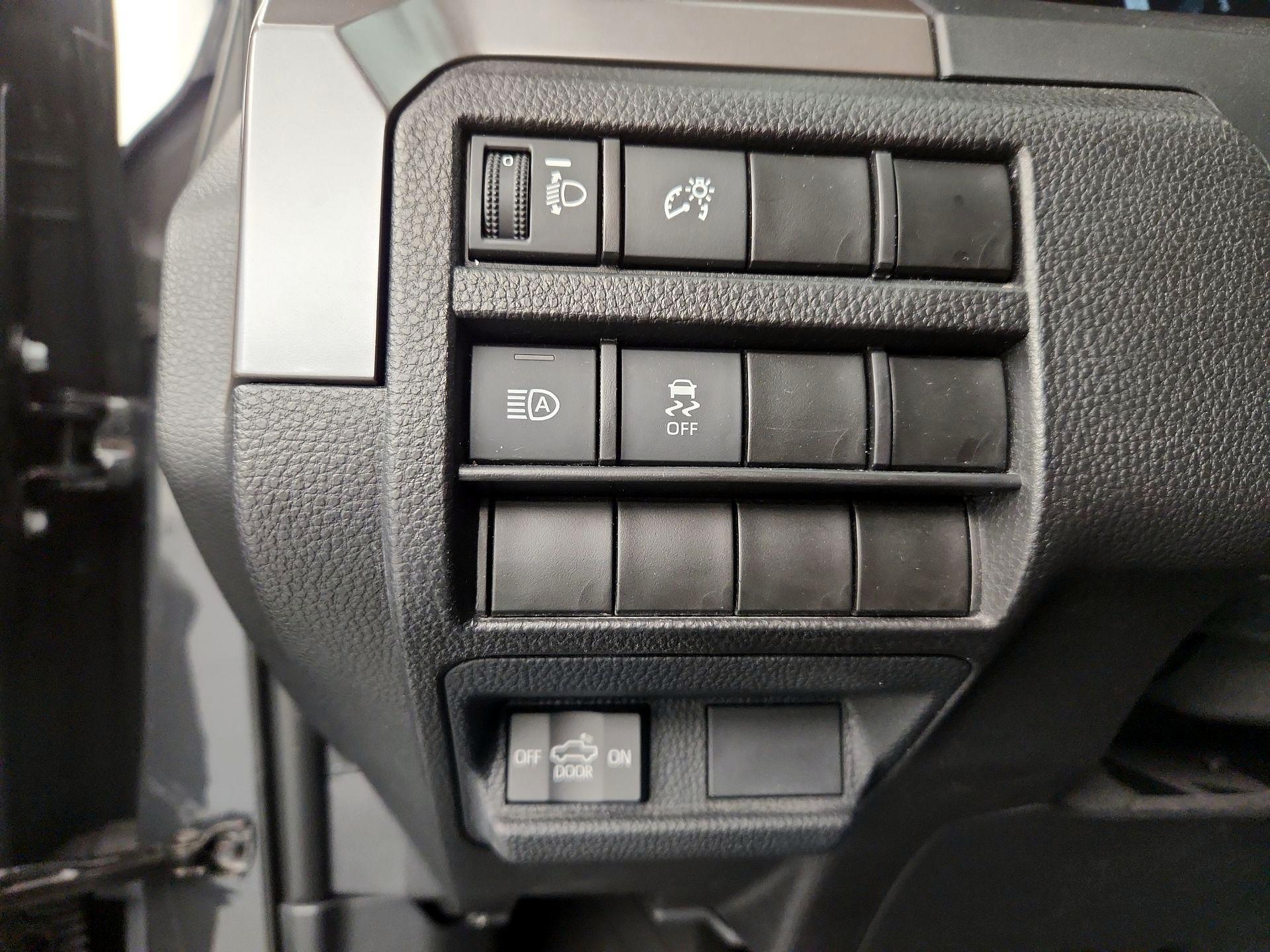 Thumbnail: 2024 Toyota Tacoma - 13