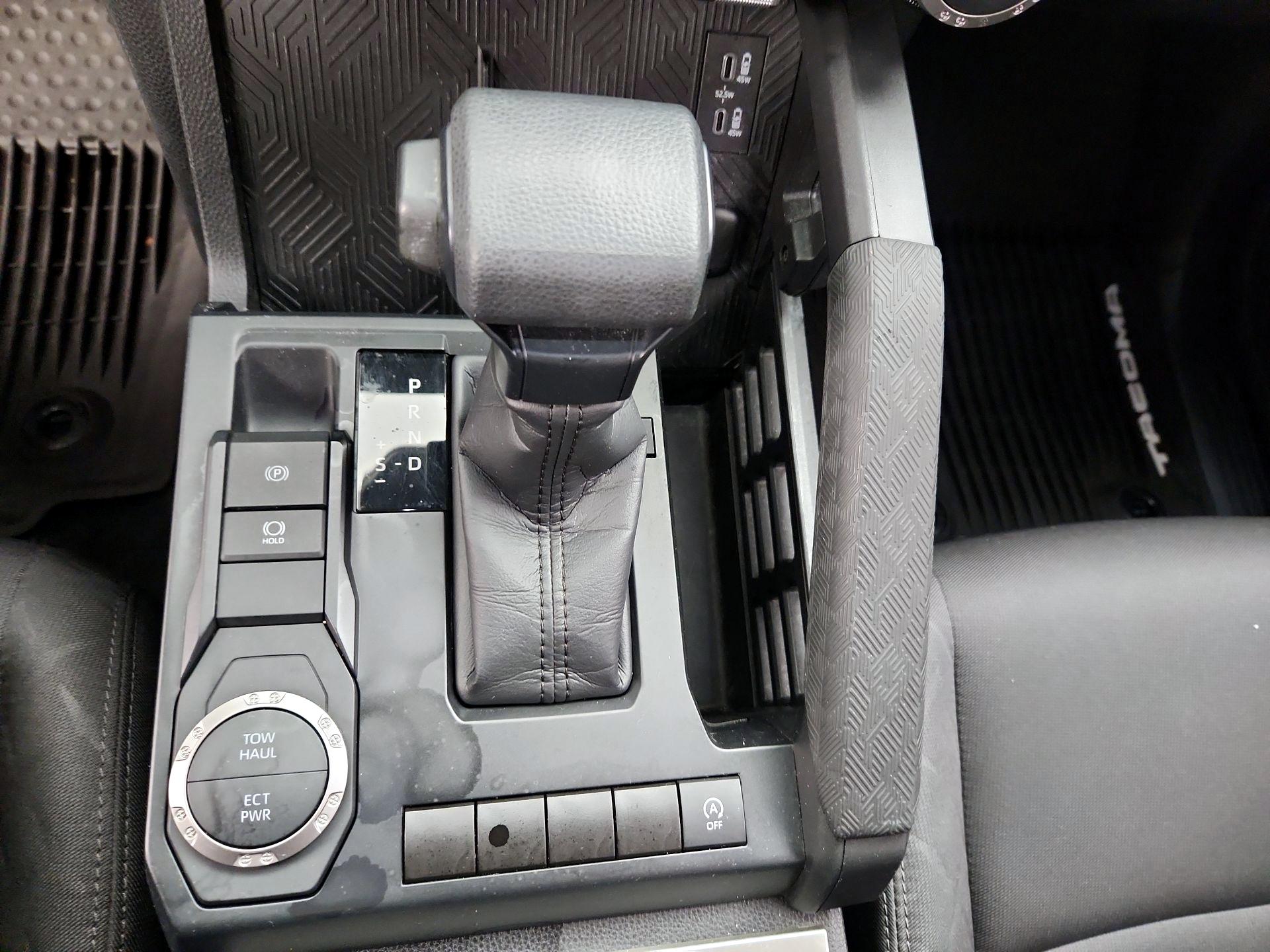 Thumbnail: 2024 Toyota Tacoma - 17