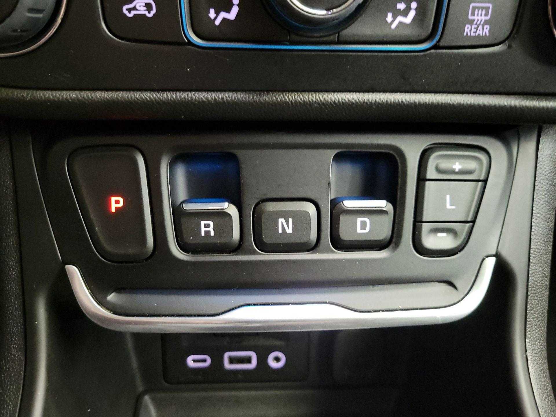 Thumbnail: 2020 GMC Terrain - 18