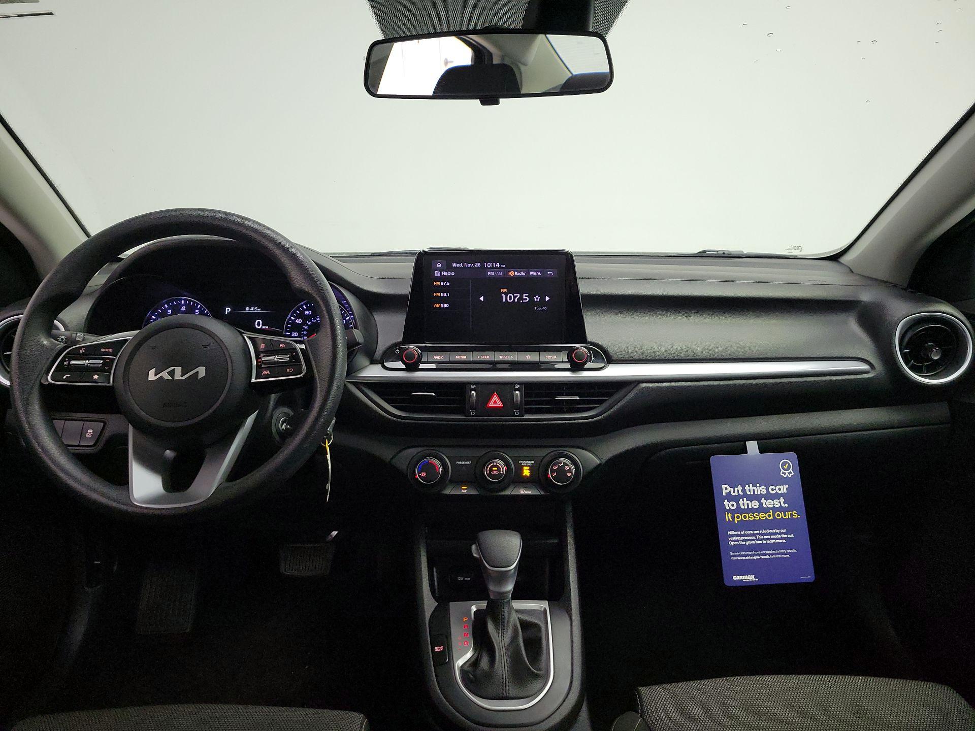 Thumbnail: 2024 Kia Forte - 9