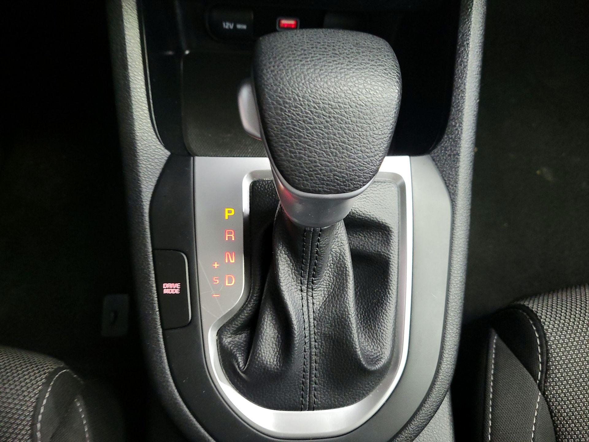 Thumbnail: 2024 Kia Forte - 17