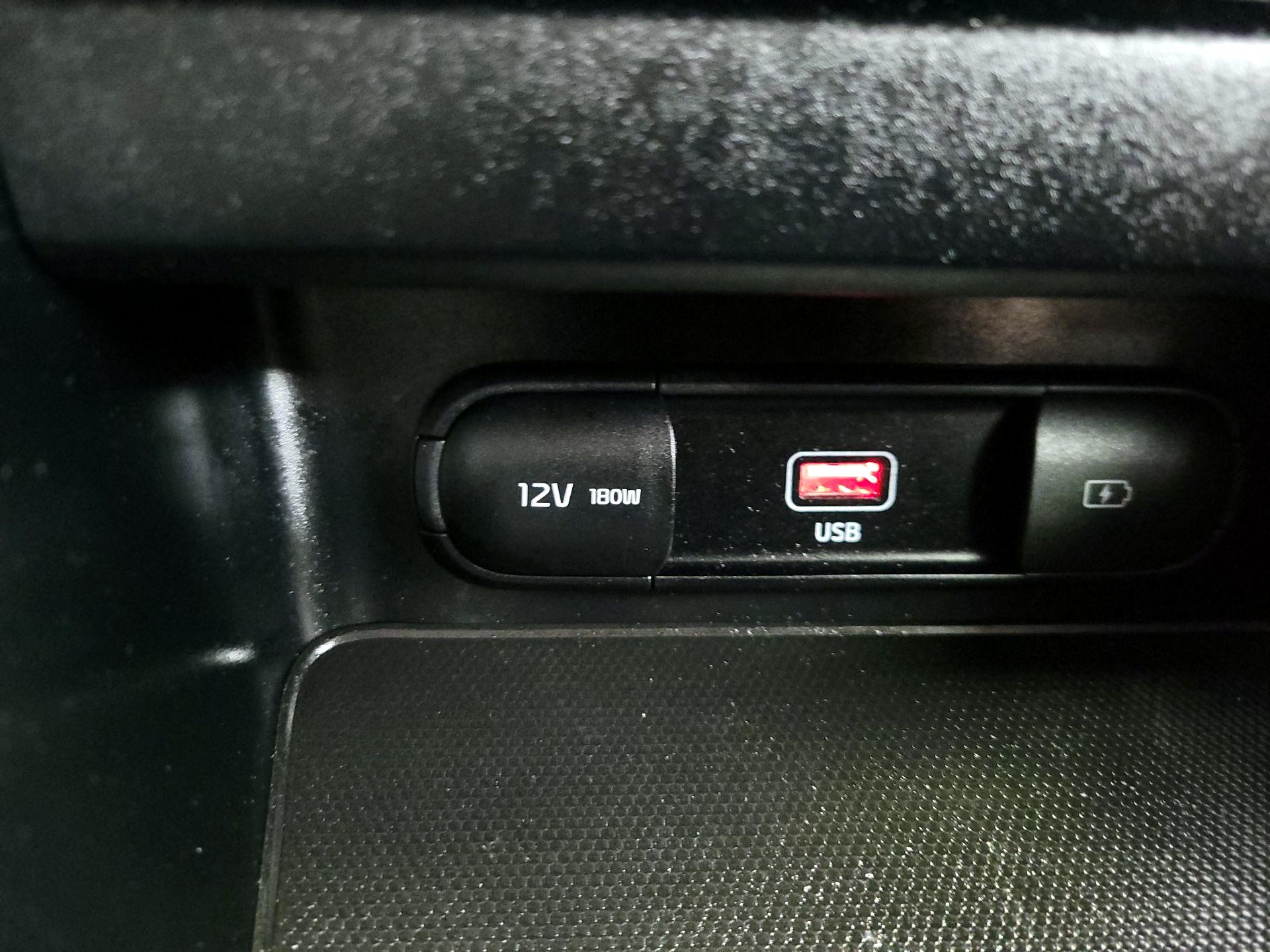 Thumbnail: 2024 Kia Forte - 18