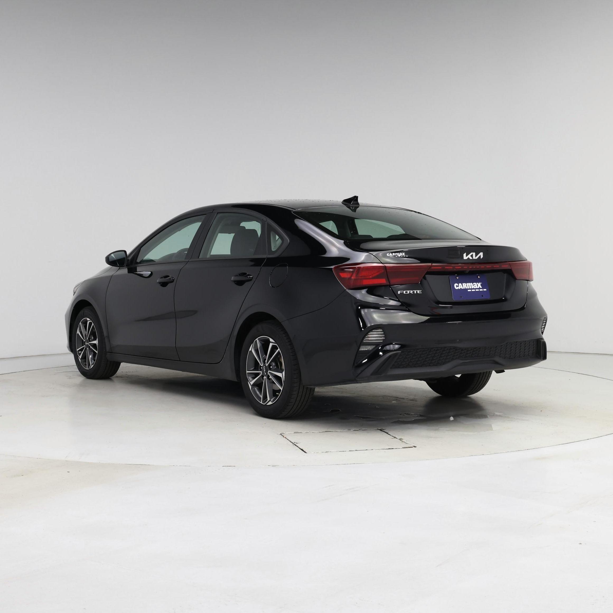 Thumbnail: 2024 Kia Forte - 2