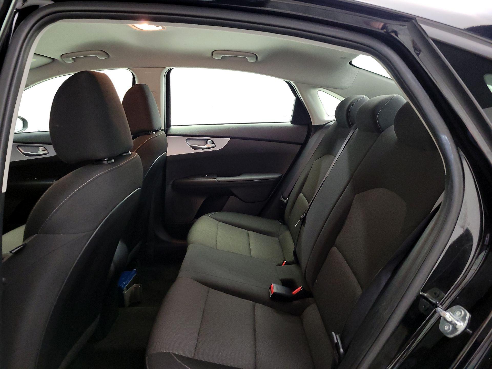 Thumbnail: 2024 Kia Forte - 19