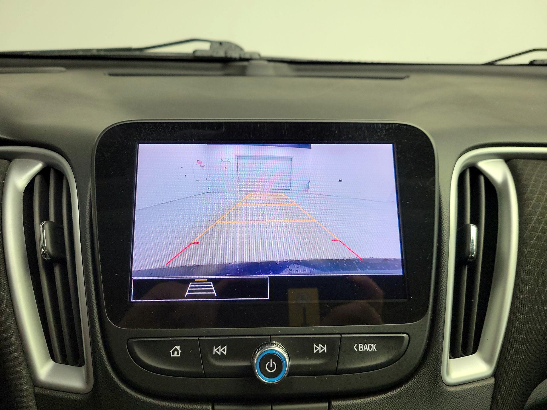 Thumbnail: 2023 Chevrolet Malibu - 14