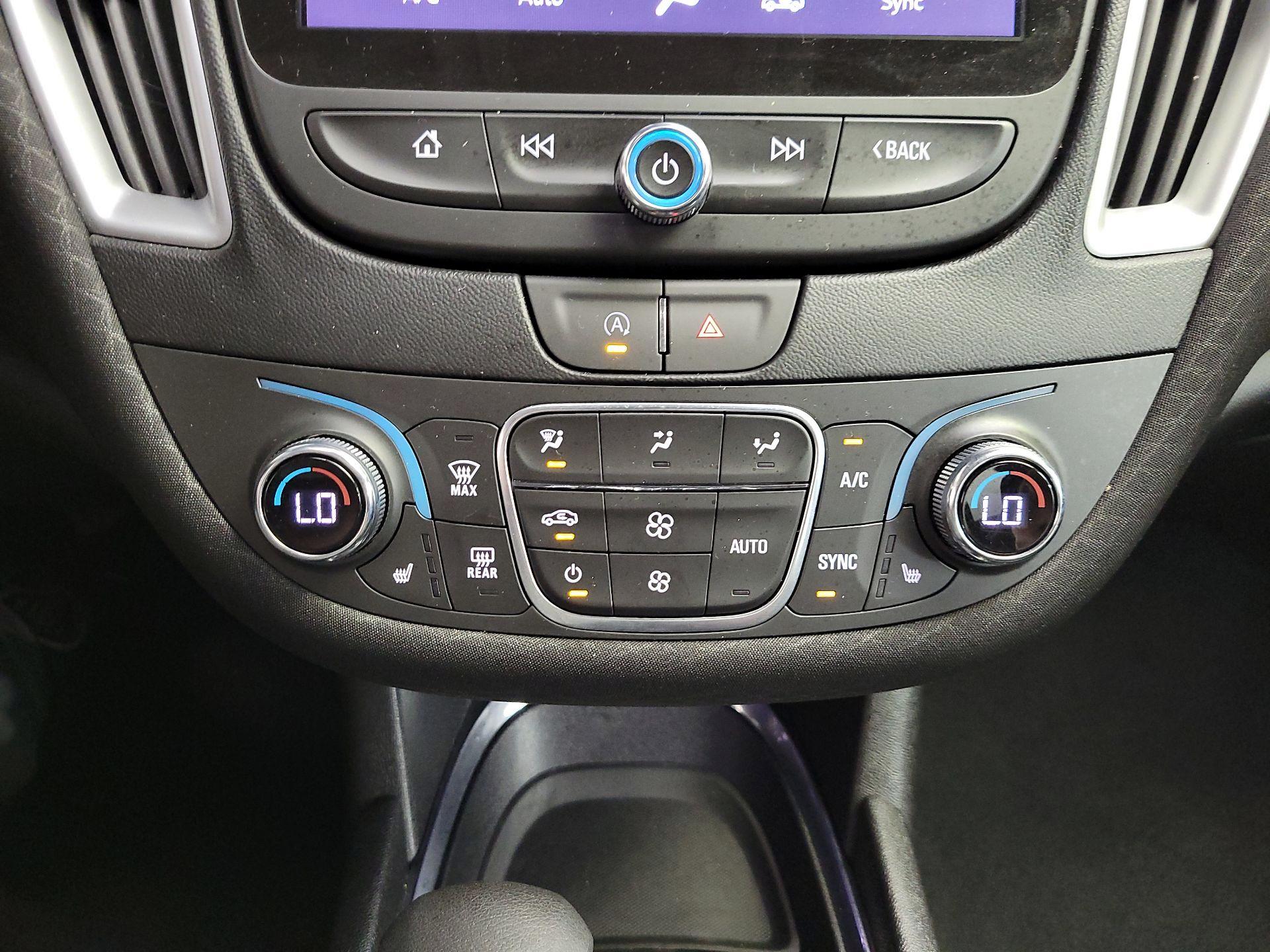 Thumbnail: 2023 Chevrolet Malibu - 16