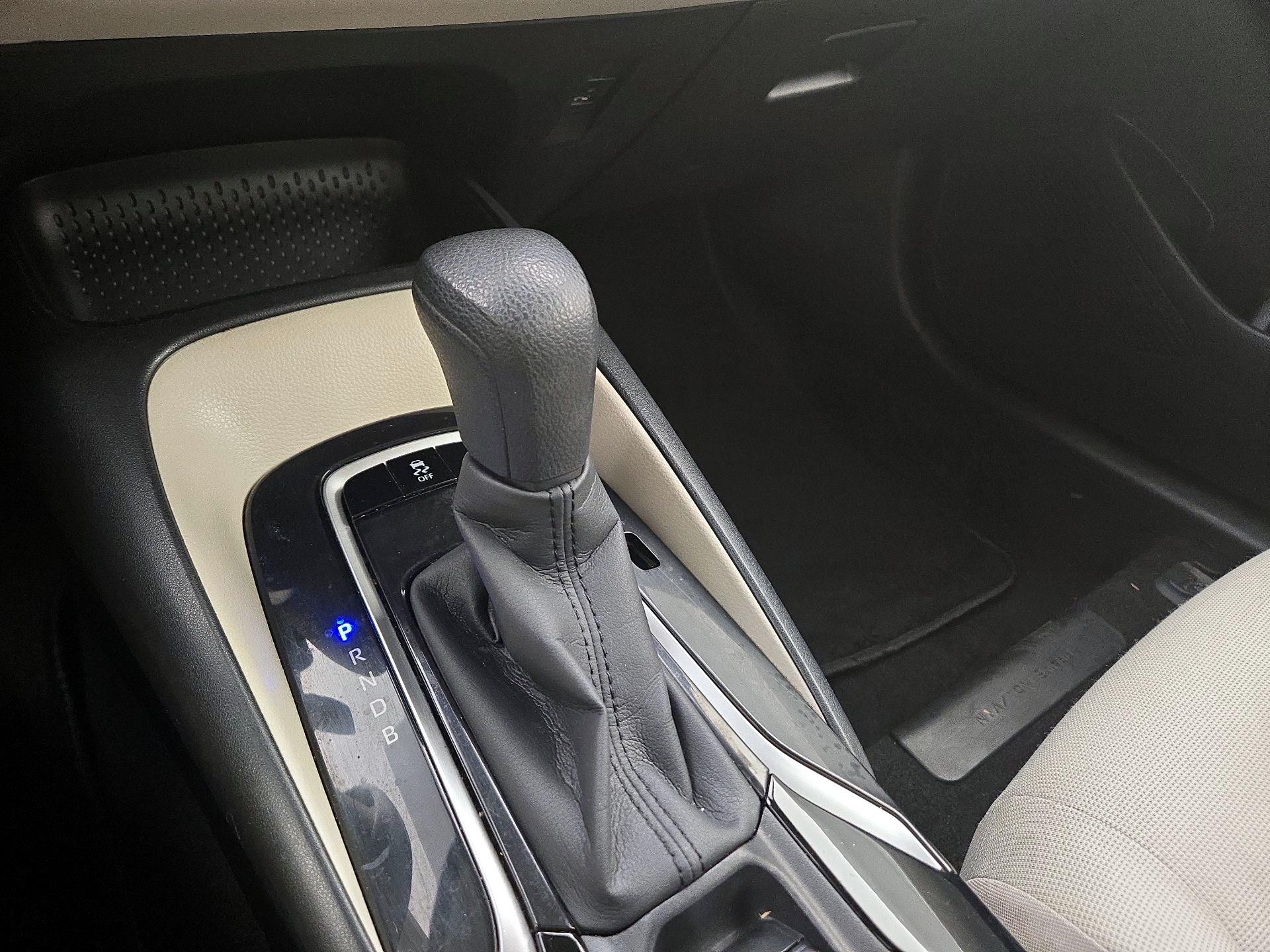 Thumbnail: 2020 Toyota Corolla - 17