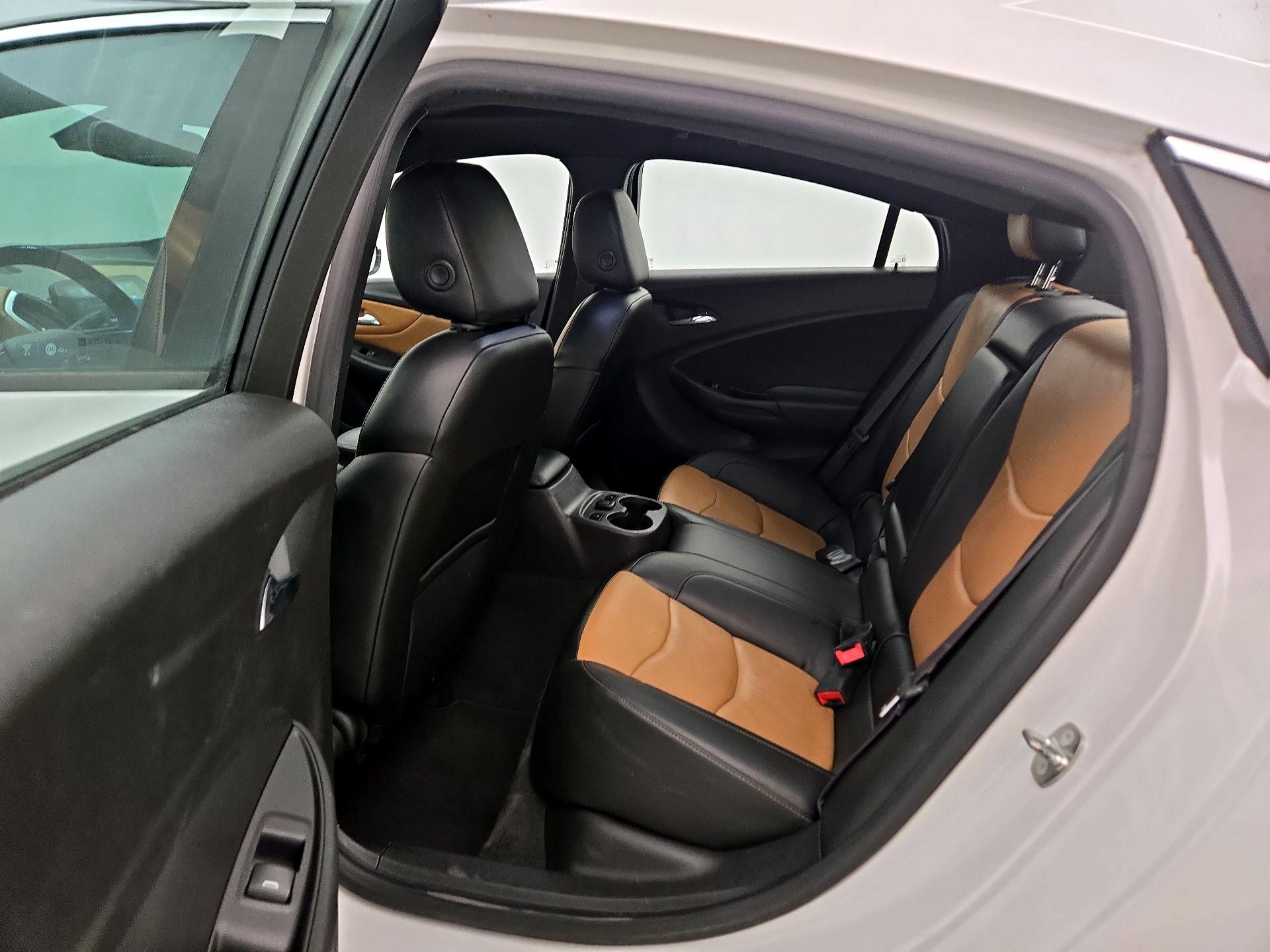 Thumbnail: 2017 Chevrolet Volt - 19