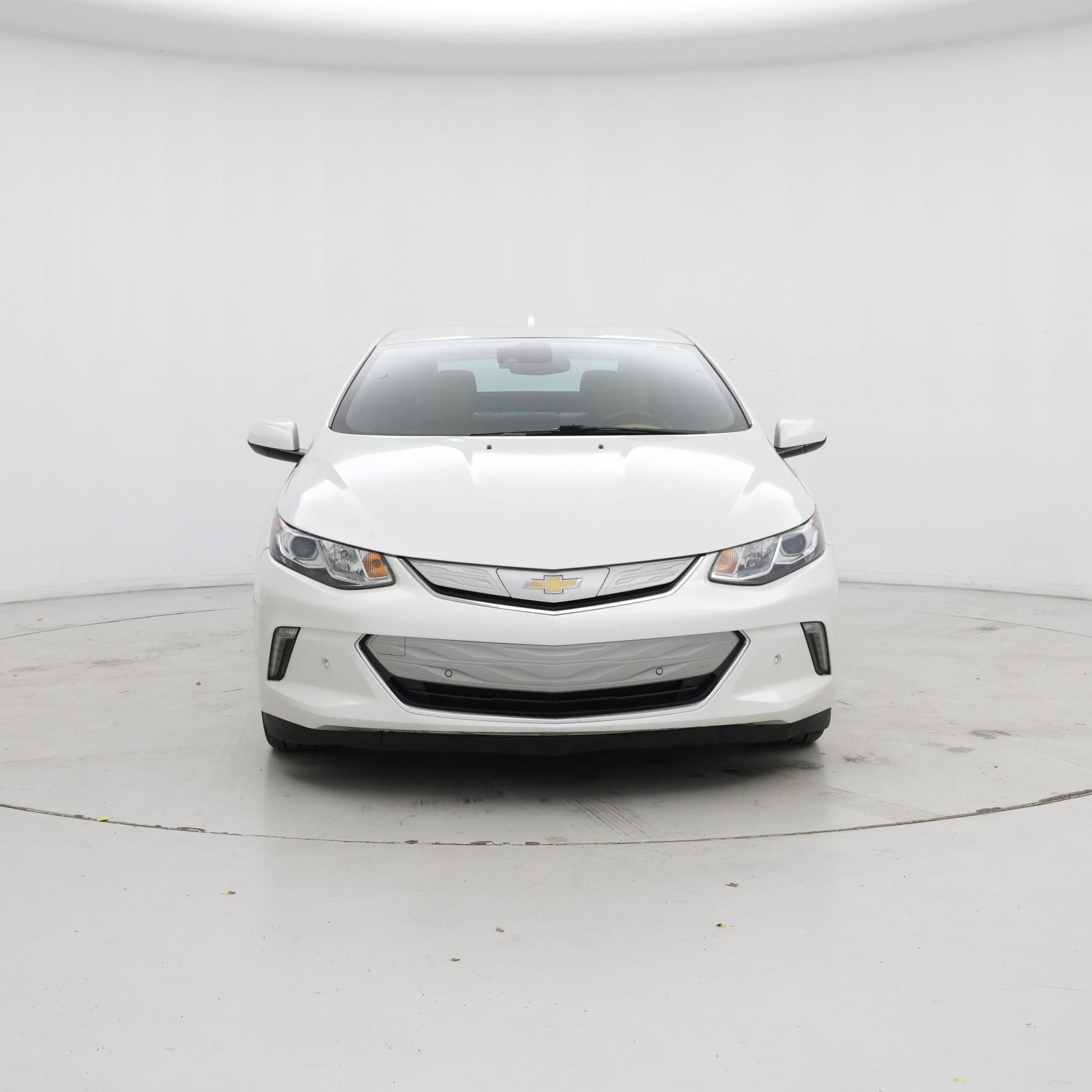 Thumbnail: 2017 Chevrolet Volt - 5