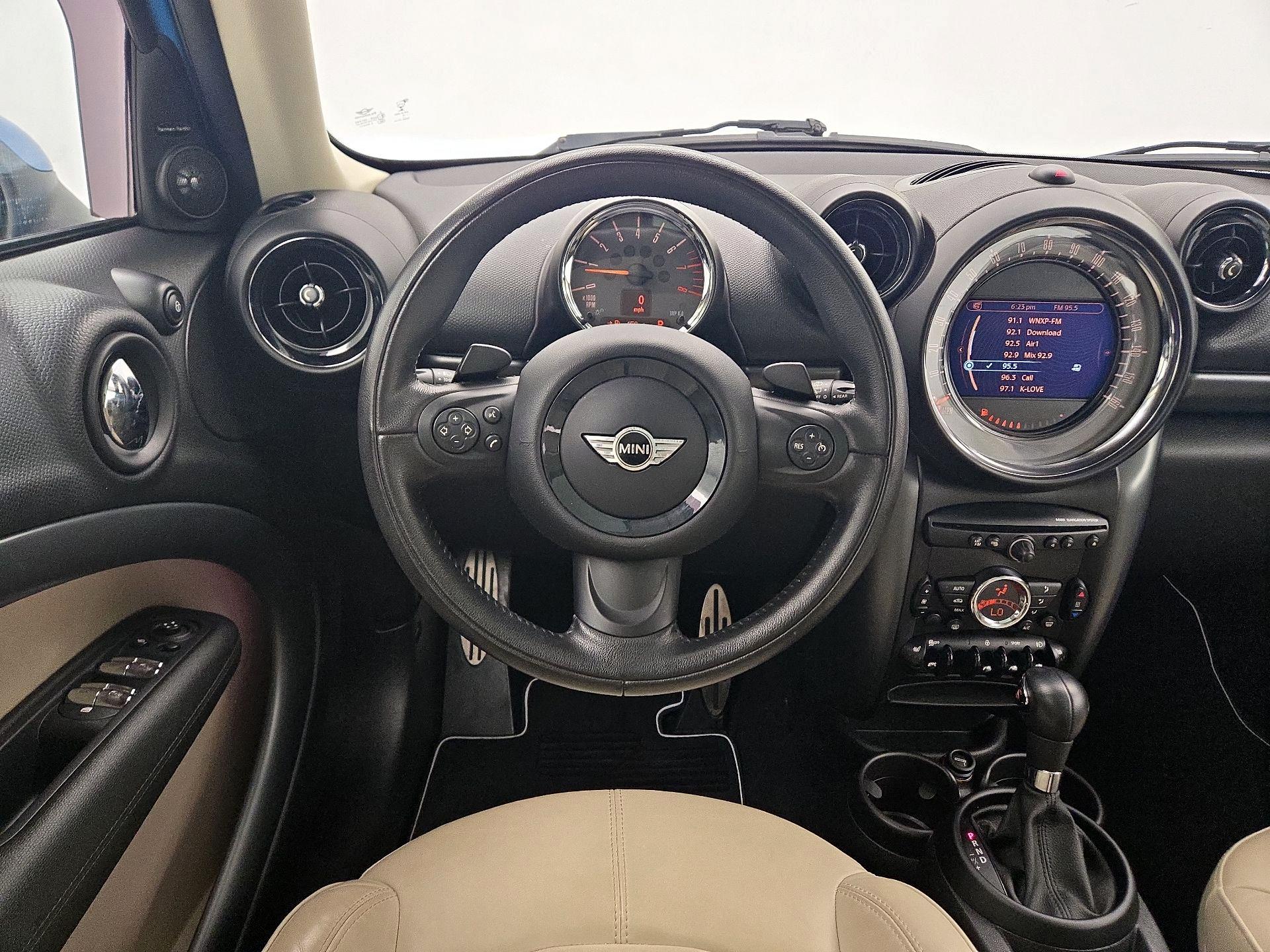 Thumbnail: 2016 MINI Cooper Countryman - 10