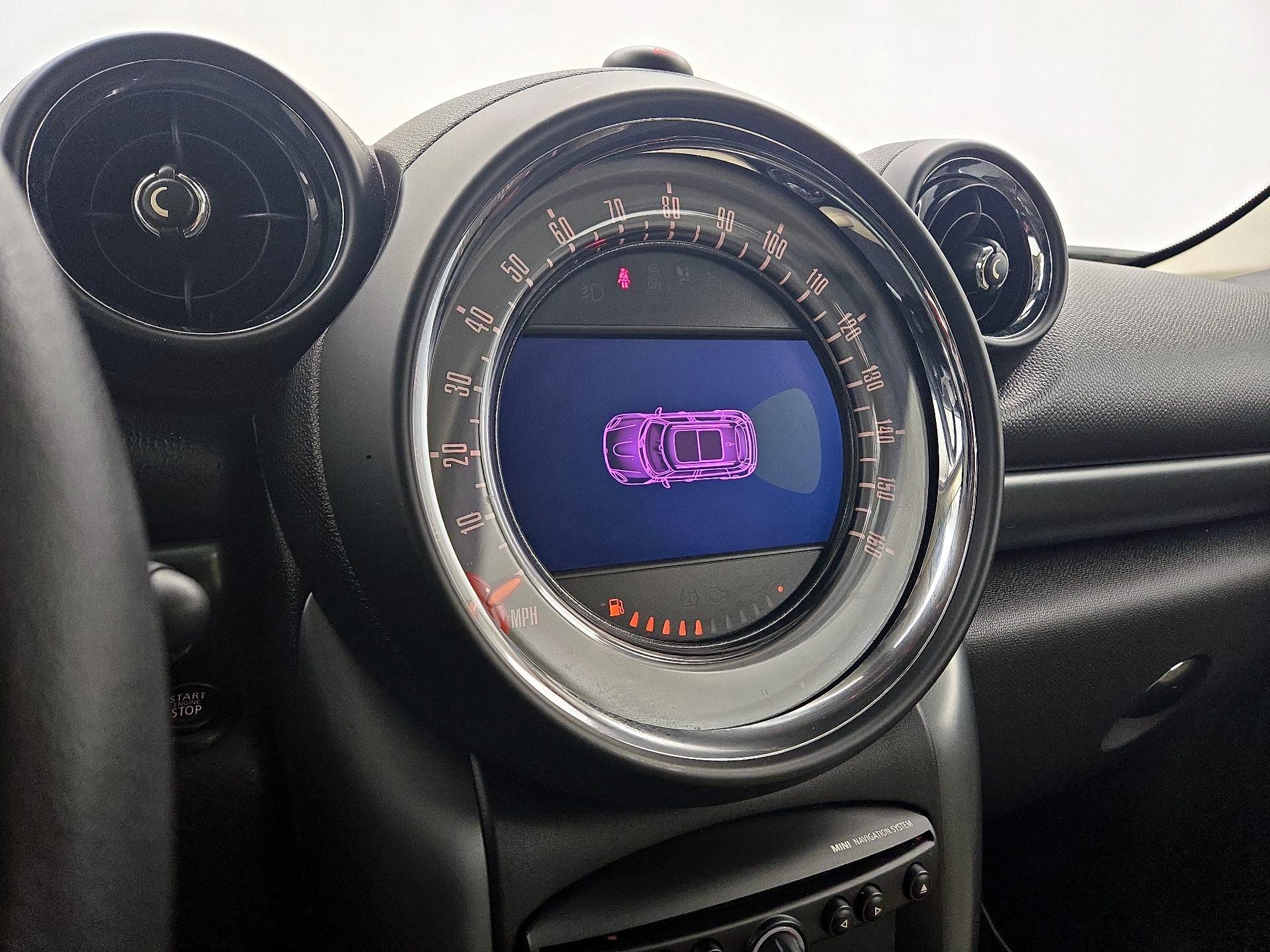 Thumbnail: 2016 MINI Cooper Countryman - 13