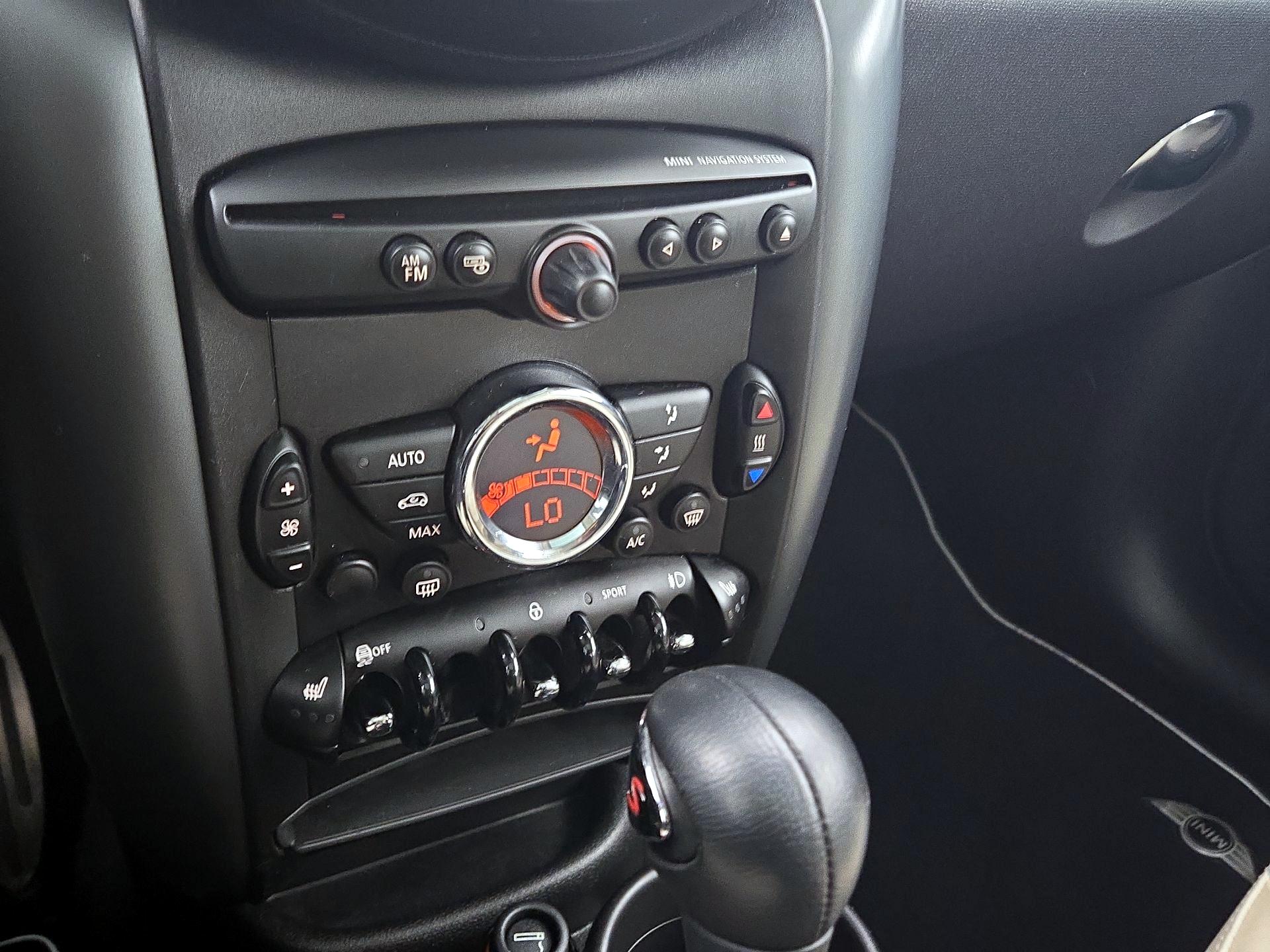 Thumbnail: 2016 MINI Cooper Countryman - 15