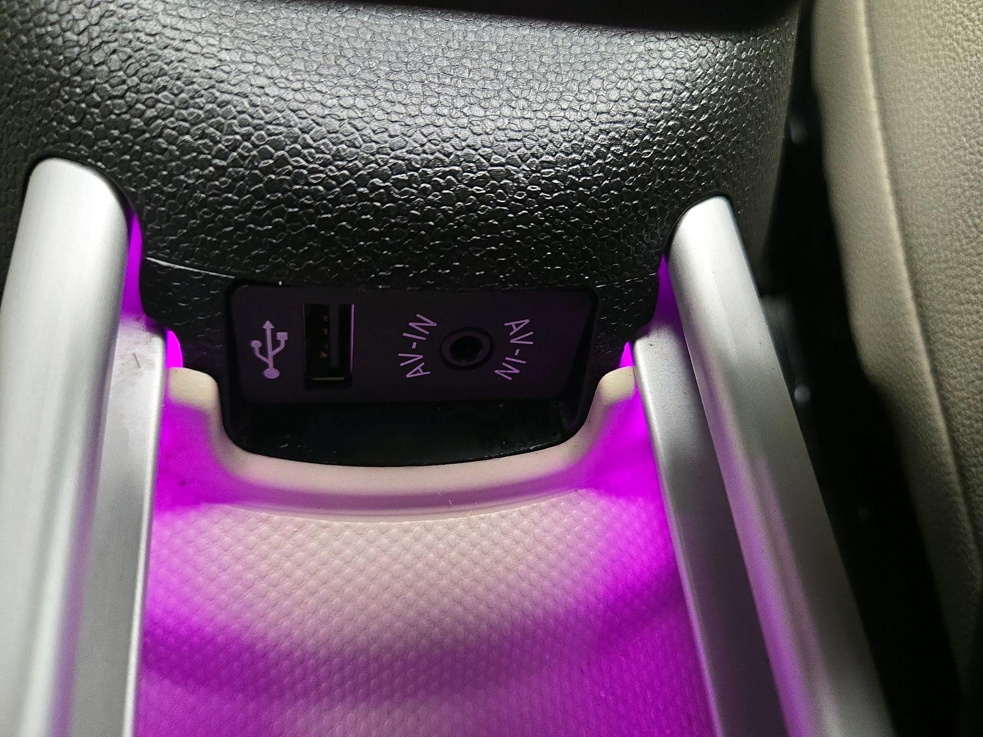 Thumbnail: 2016 MINI Cooper Countryman - 17