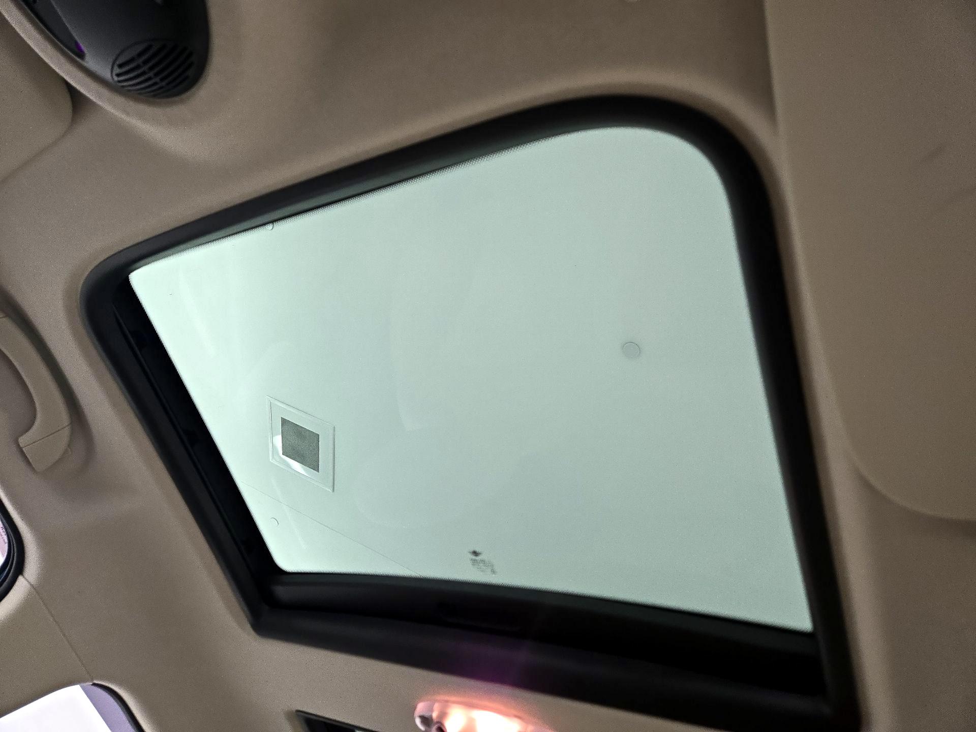 Thumbnail: 2016 MINI Cooper Countryman - 18