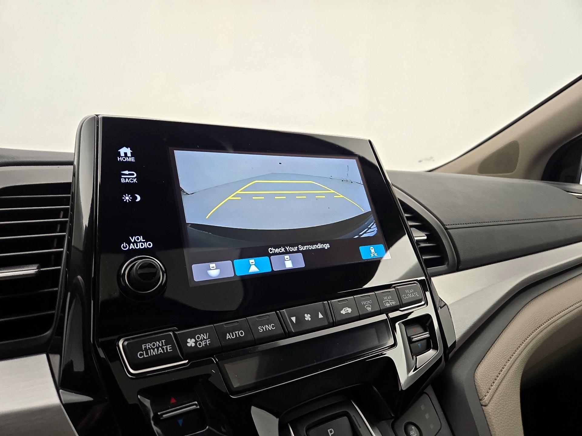 Thumbnail: 2019 Honda Odyssey - 14