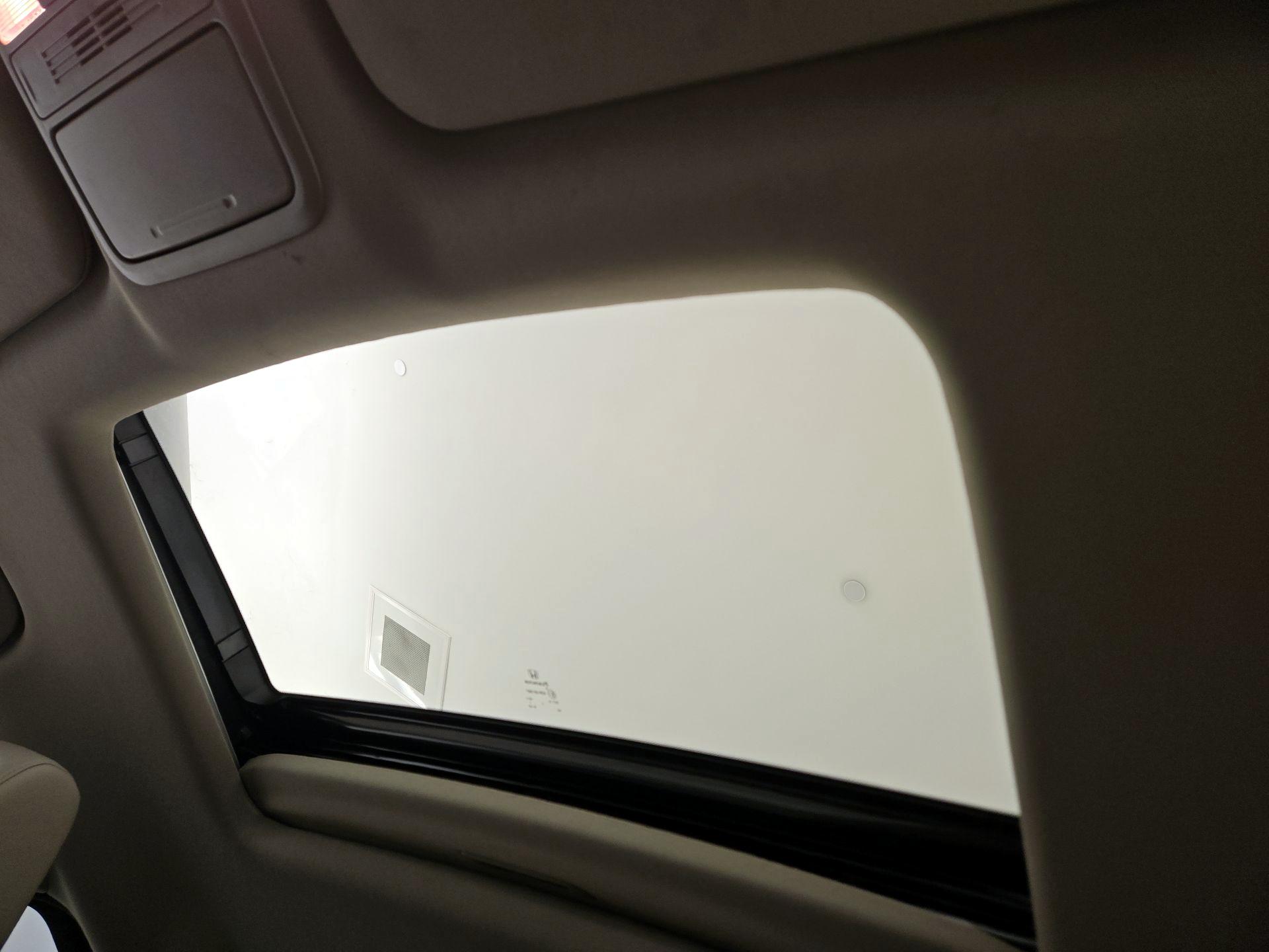 Thumbnail: 2019 Honda Odyssey - 19