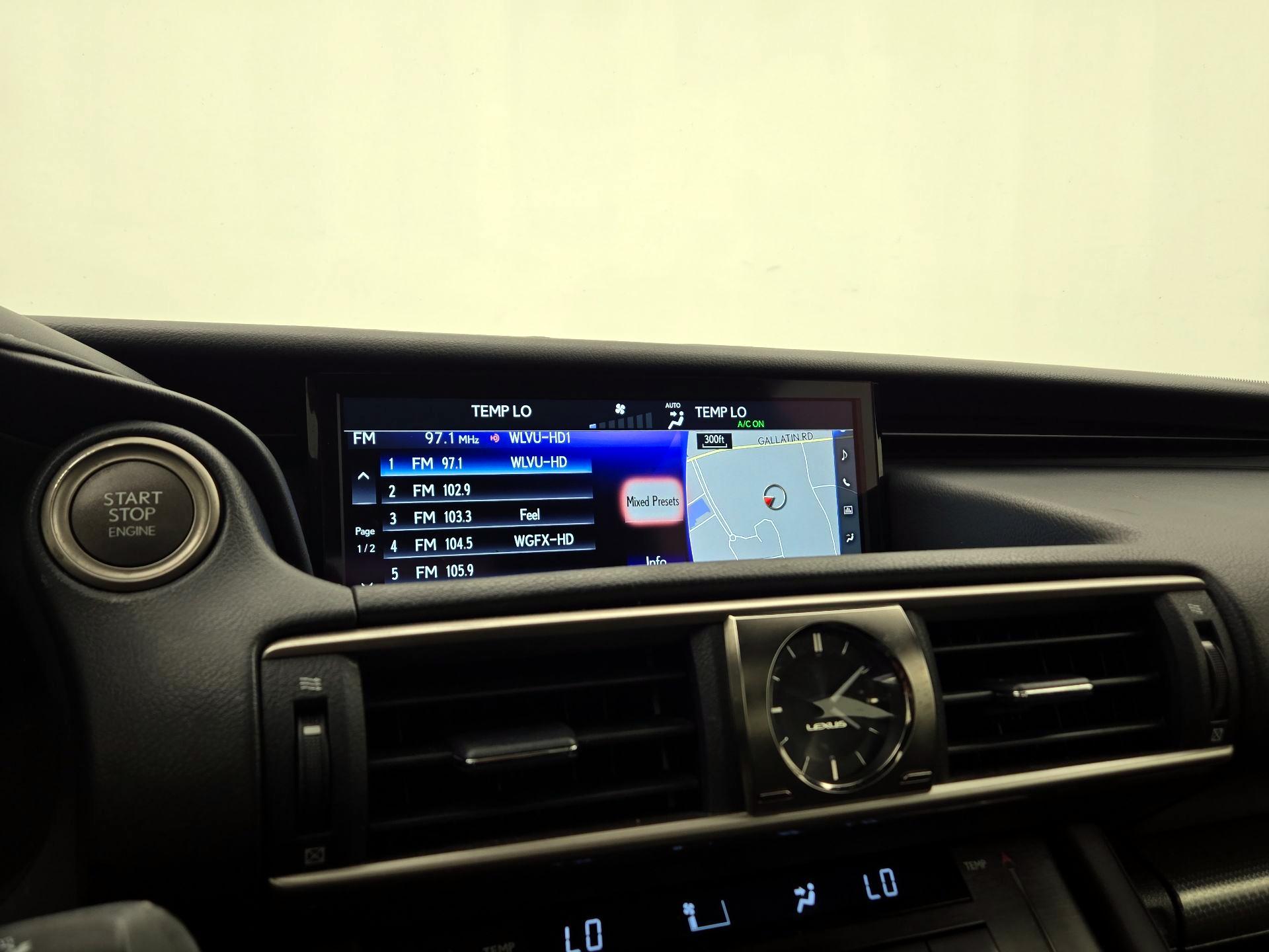 Thumbnail: 2018 Lexus IS - 16