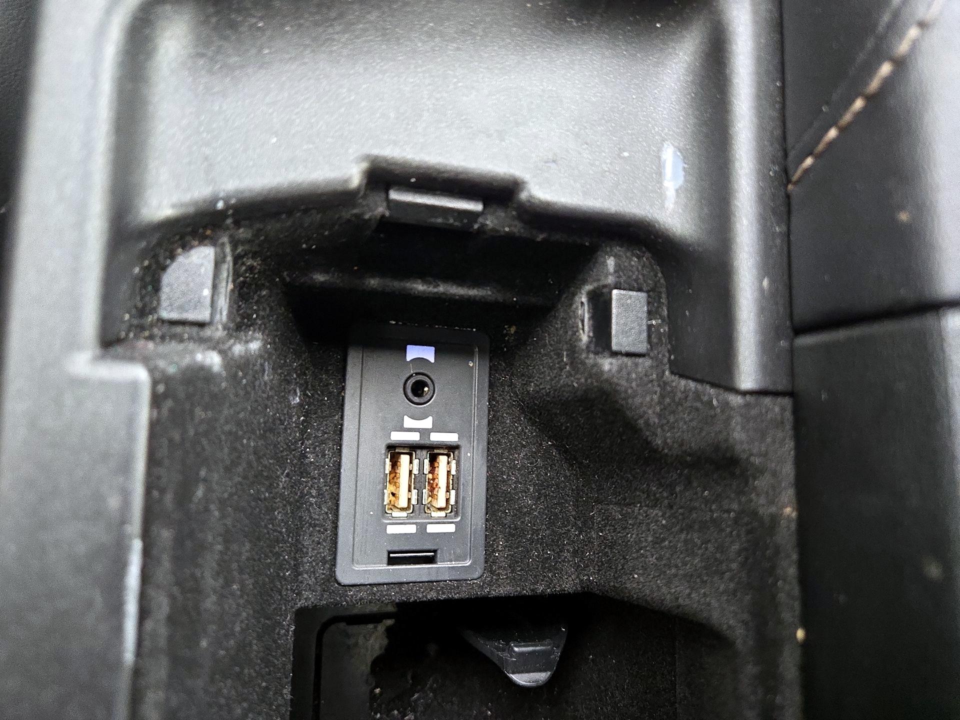 Thumbnail: 2018 Lexus IS - 19