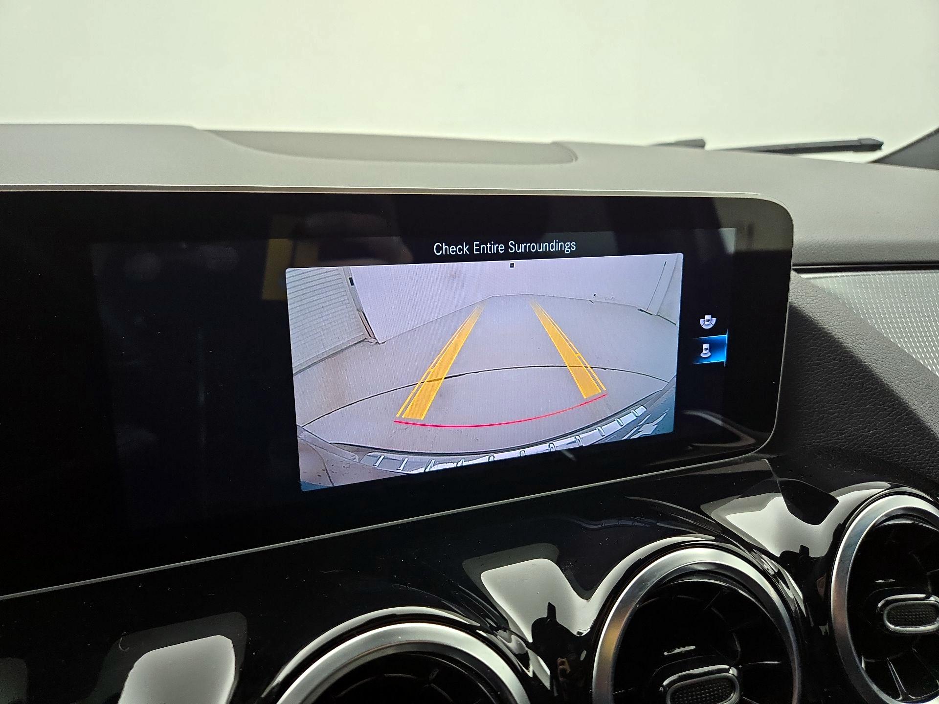 Thumbnail: 2021 Mercedes-Benz GLA - 14