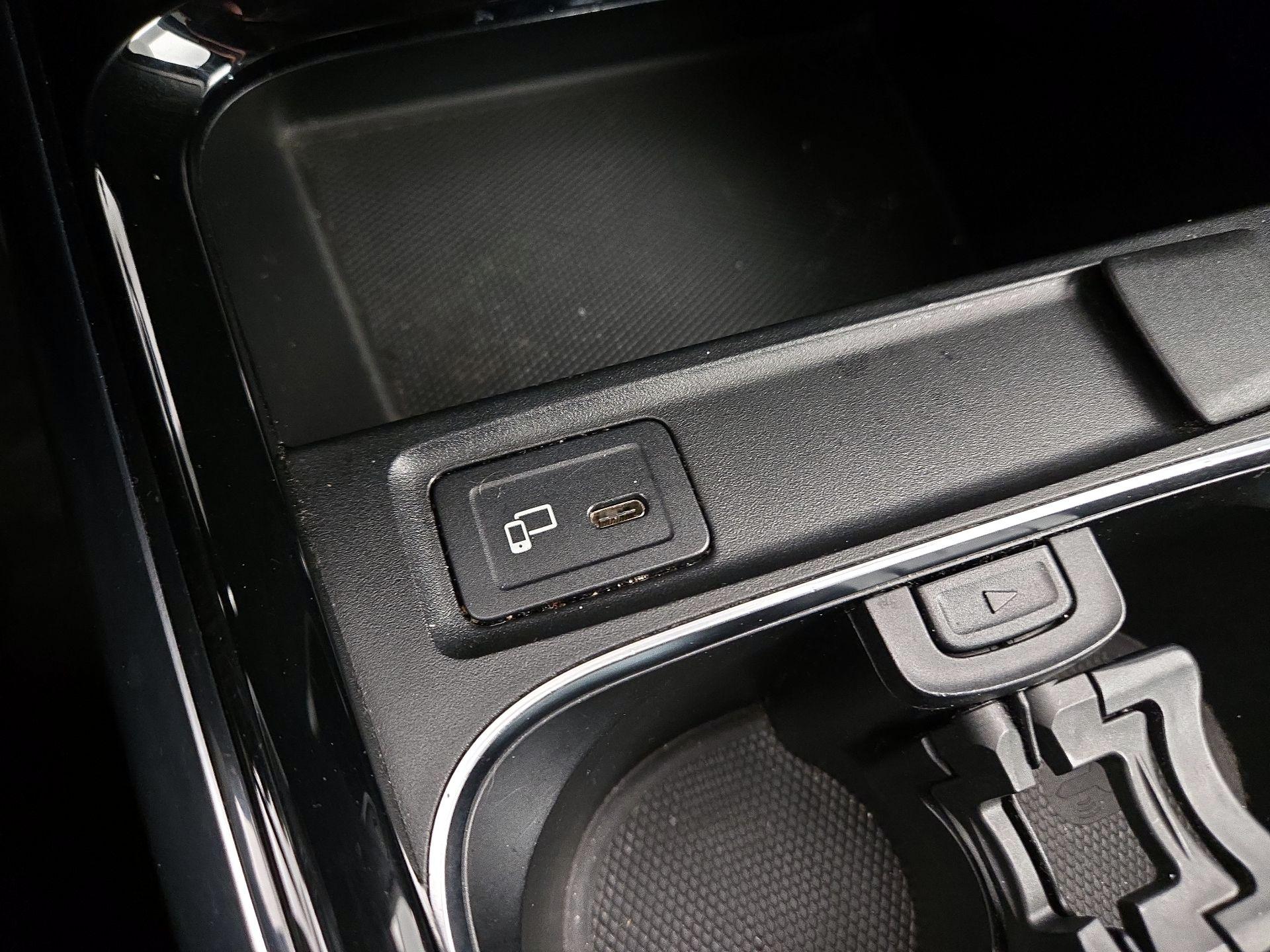 Thumbnail: 2021 Mercedes-Benz GLA - 18