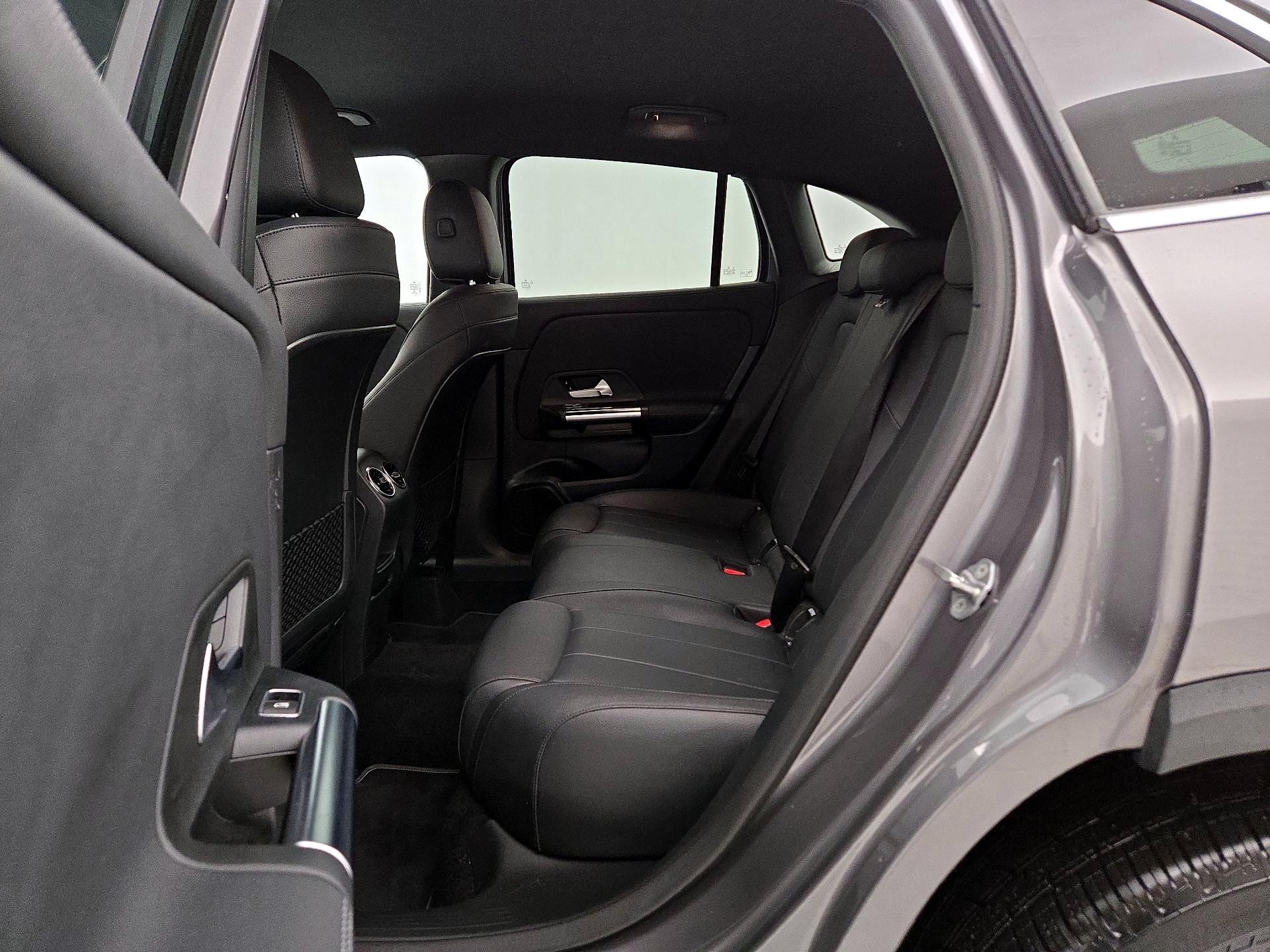 Thumbnail: 2021 Mercedes-Benz GLA - 19