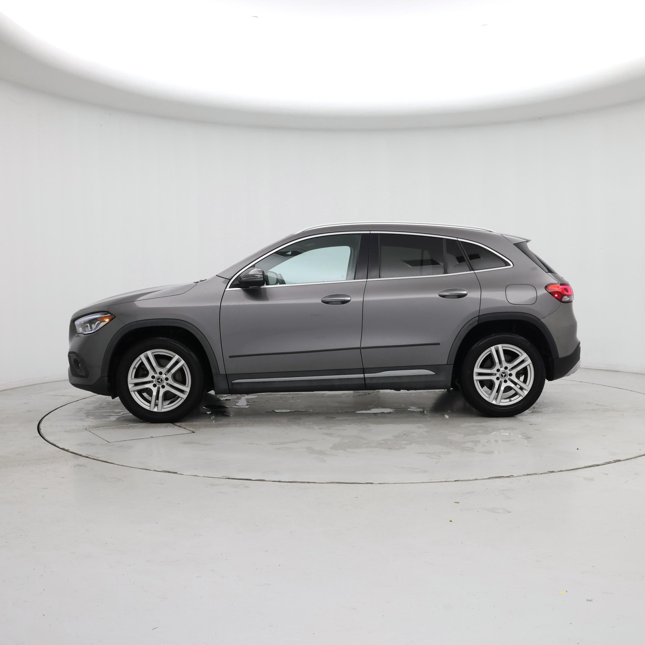 Thumbnail: 2021 Mercedes-Benz GLA - 3