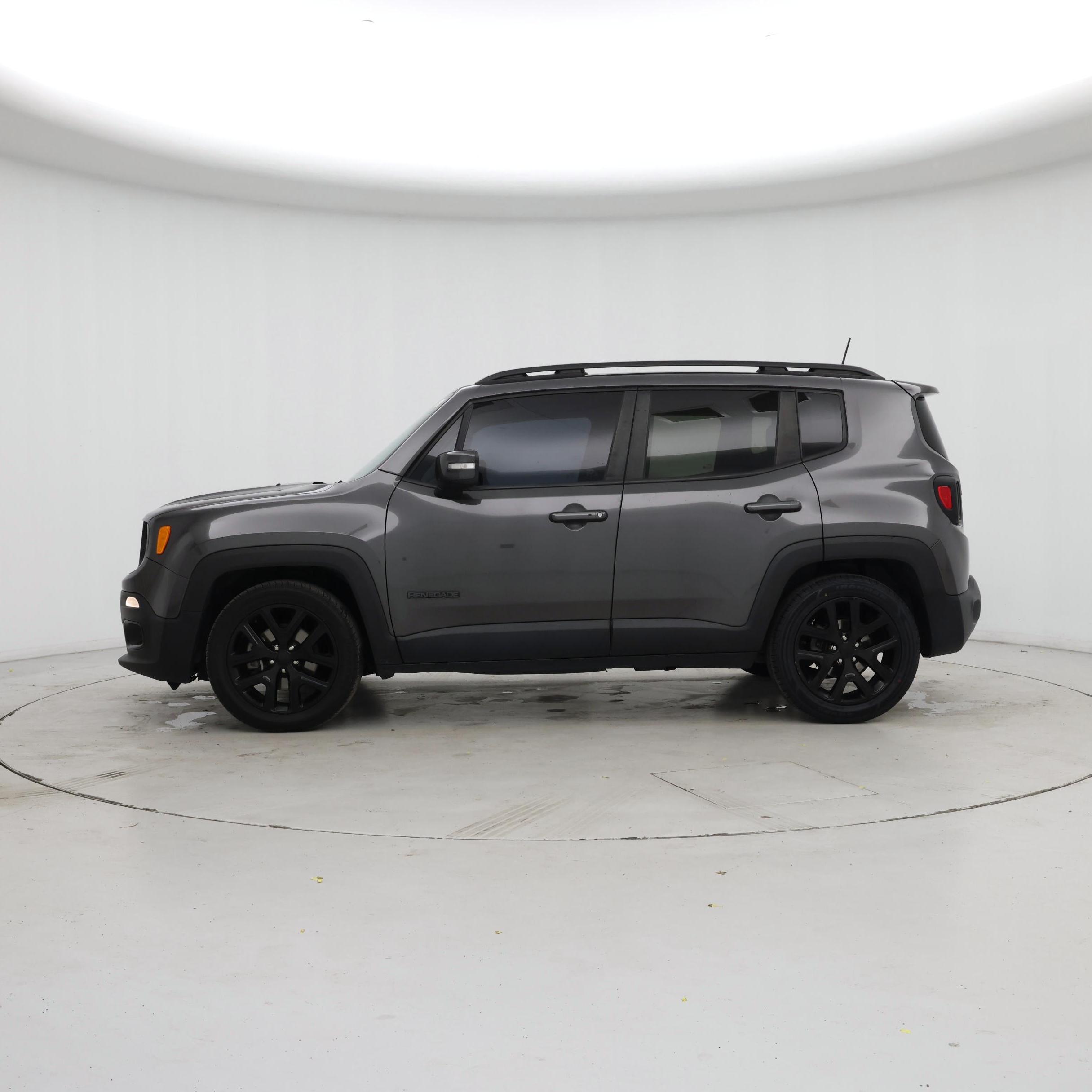 Thumbnail: 2018 Jeep Renegade - 3