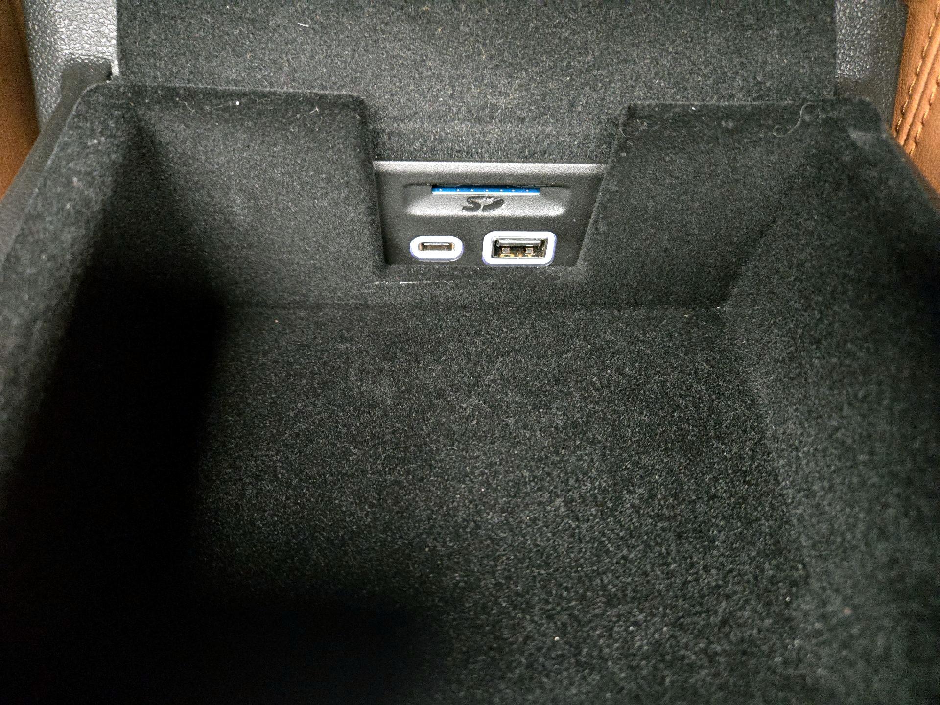 Thumbnail: 2020 Cadillac XT5 - 18