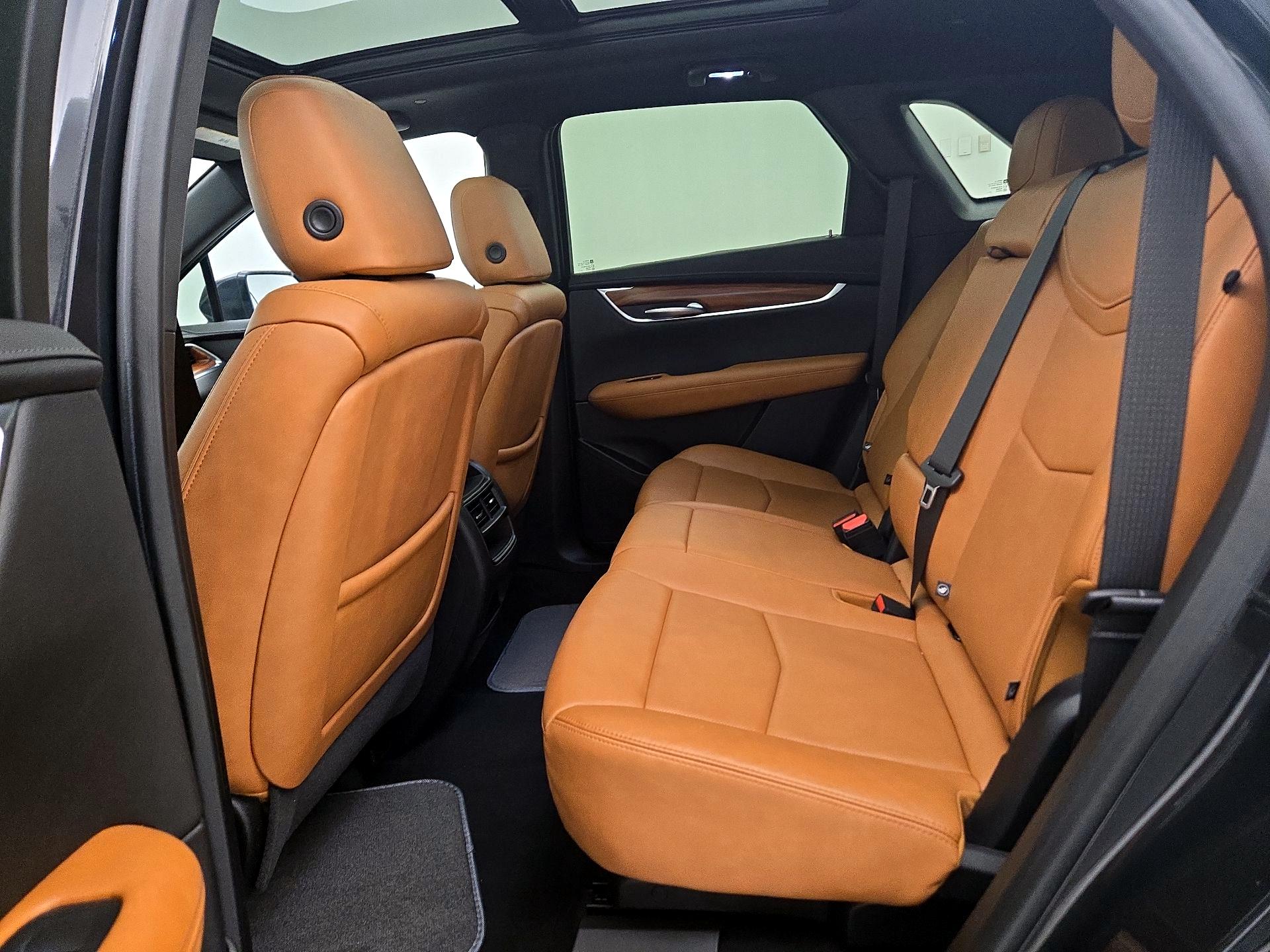 Thumbnail: 2020 Cadillac XT5 - 20