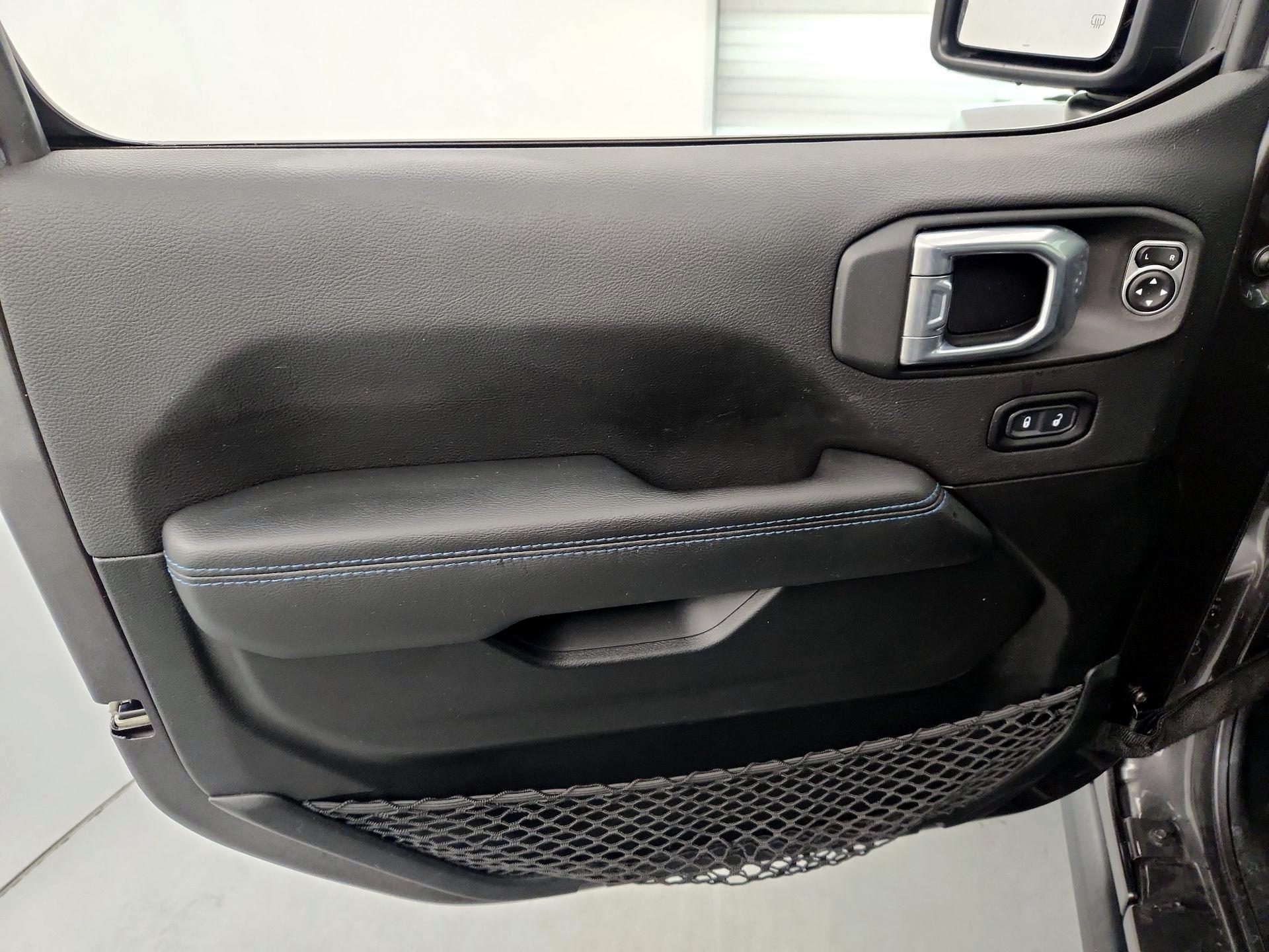 Thumbnail: 2021 Jeep Wrangler - 12