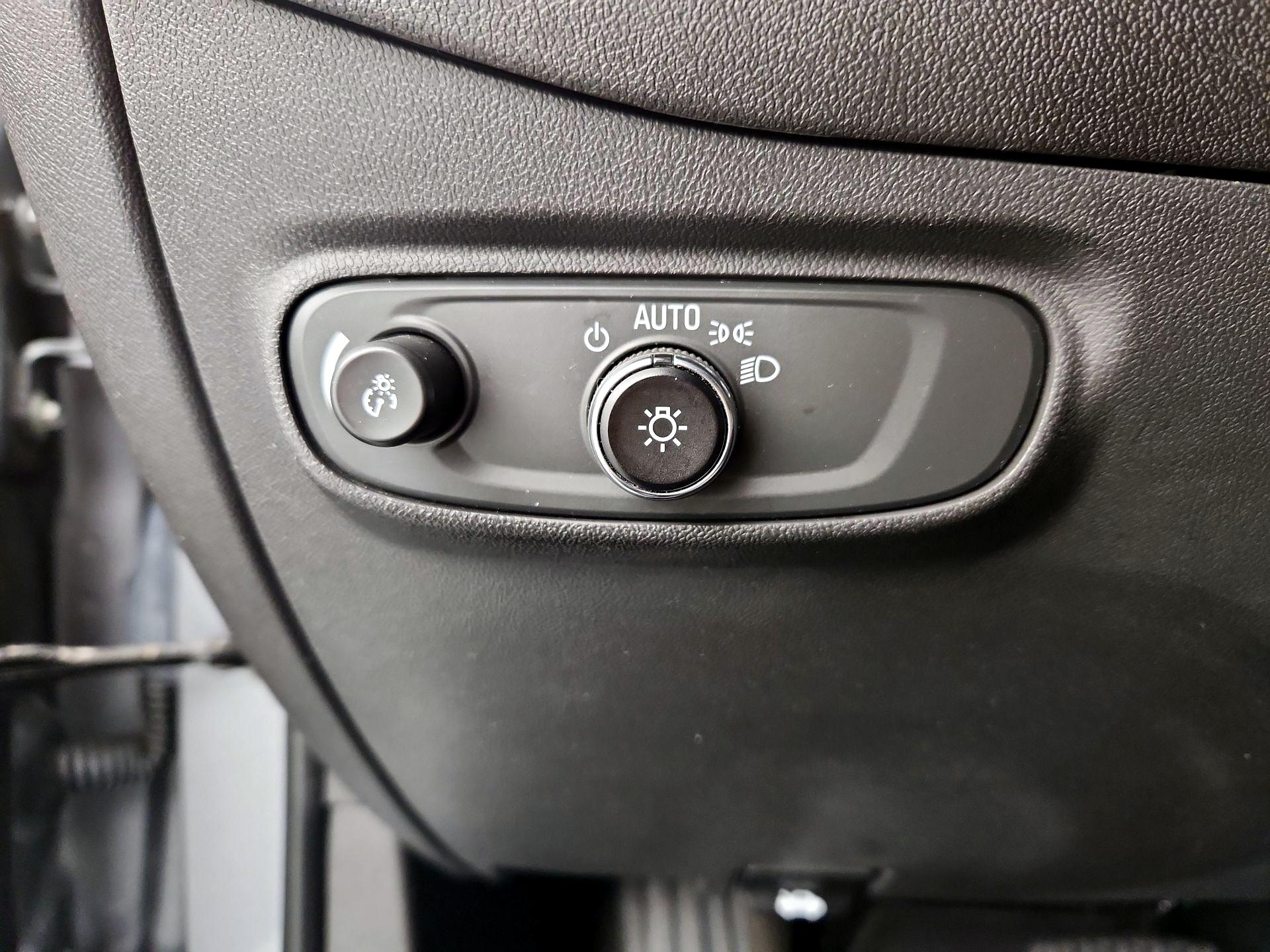 Thumbnail: 2023 Chevrolet Equinox - 13