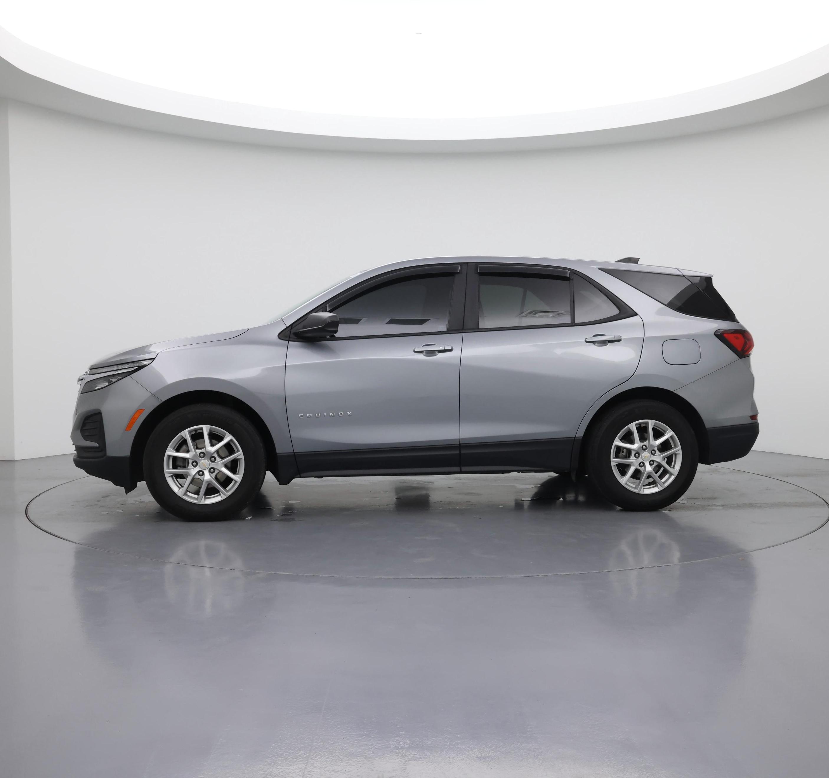 Thumbnail: 2023 Chevrolet Equinox - 3