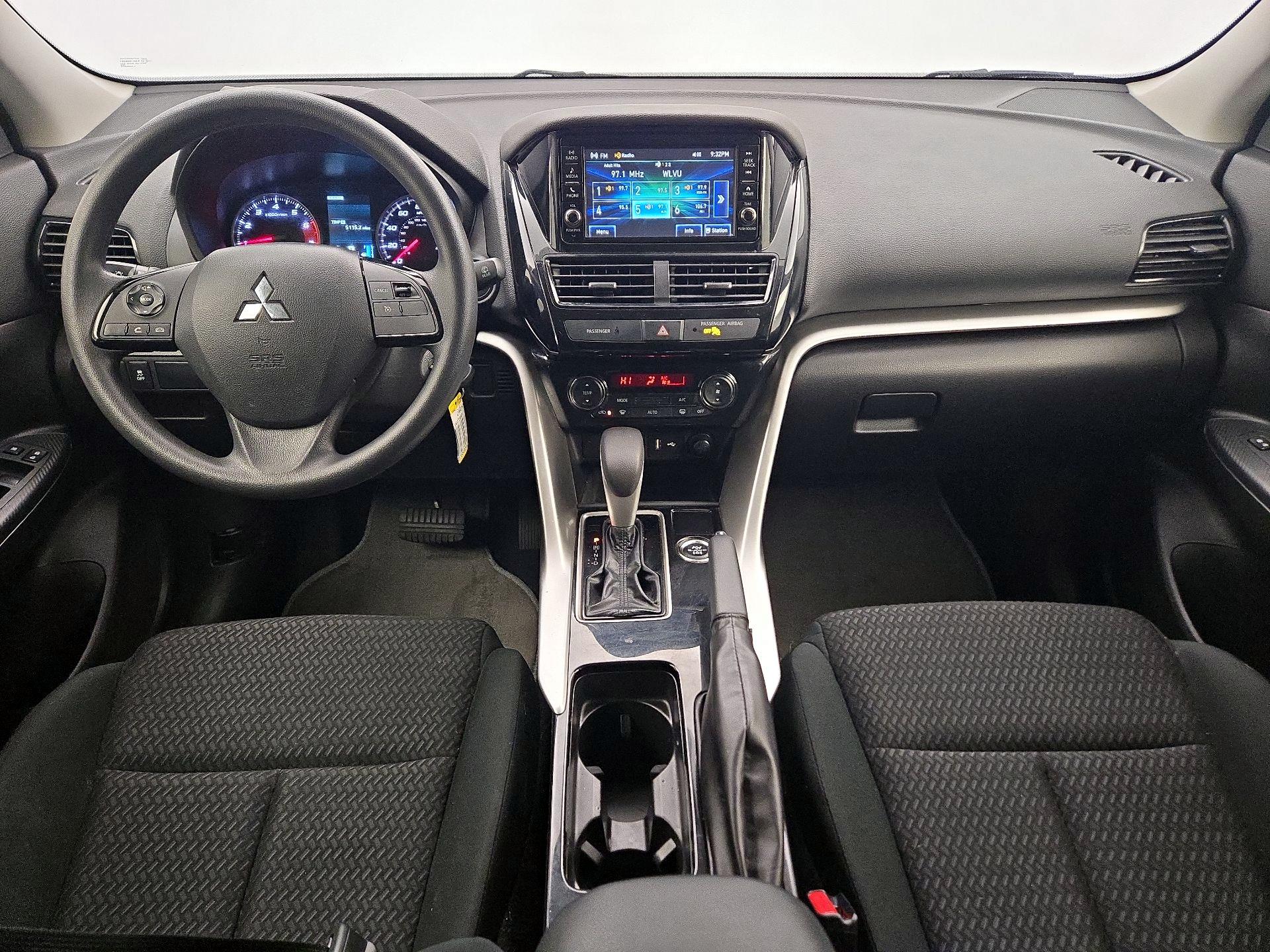 Thumbnail: 2023 Mitsubishi Eclipse Cross - 9