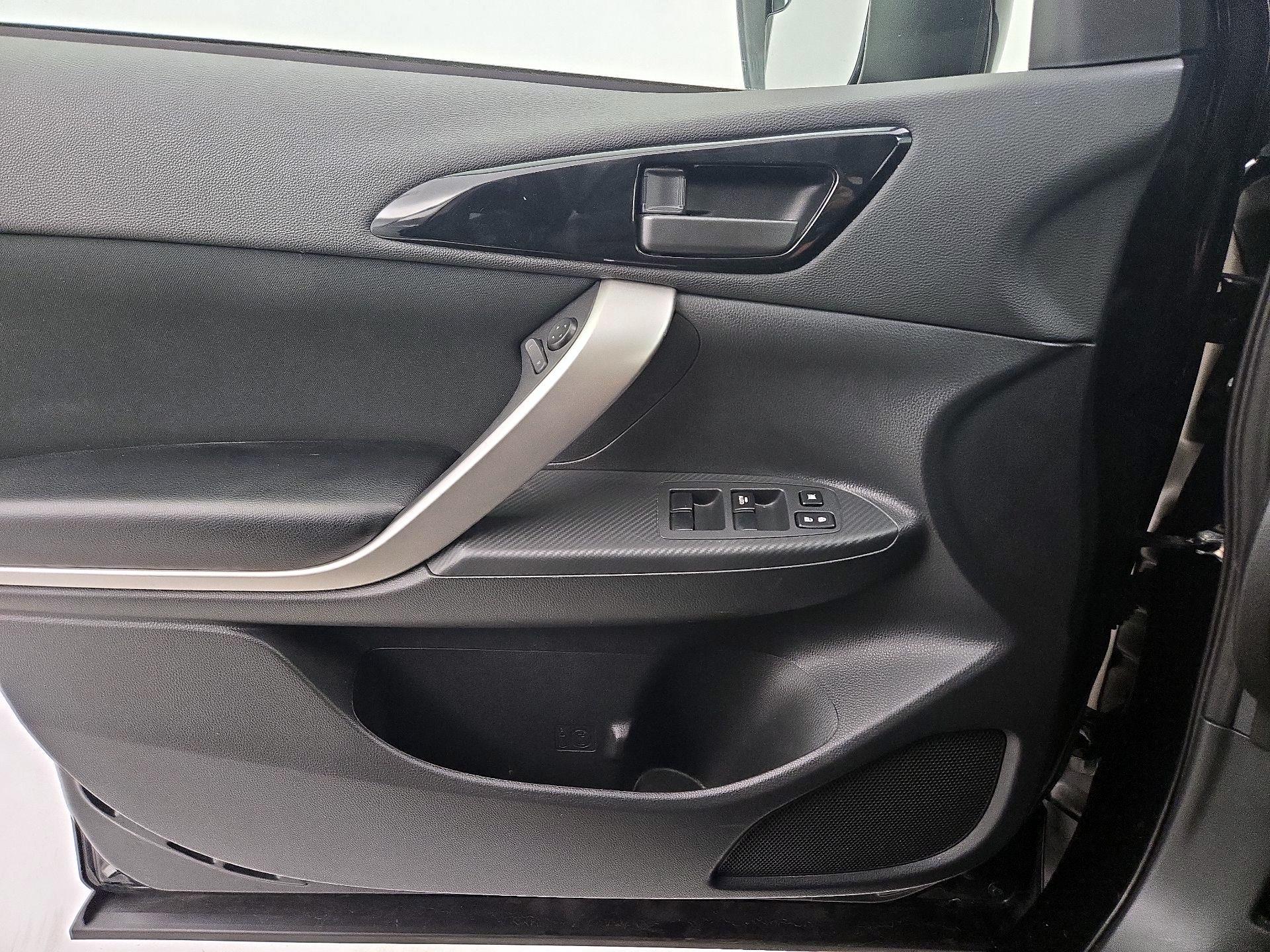 Thumbnail: 2023 Mitsubishi Eclipse Cross - 12