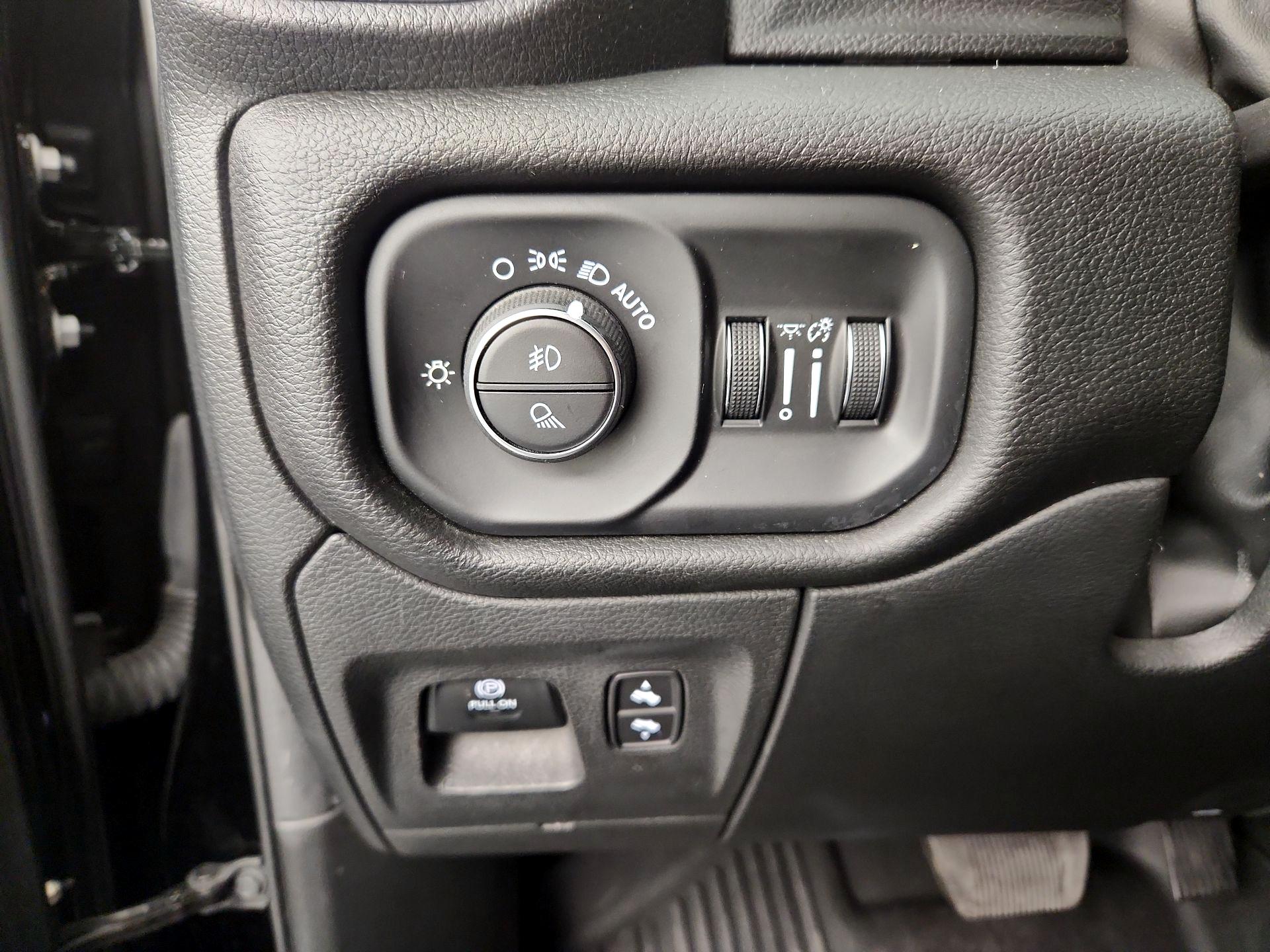 Thumbnail: 2023 RAM 1500 - 13