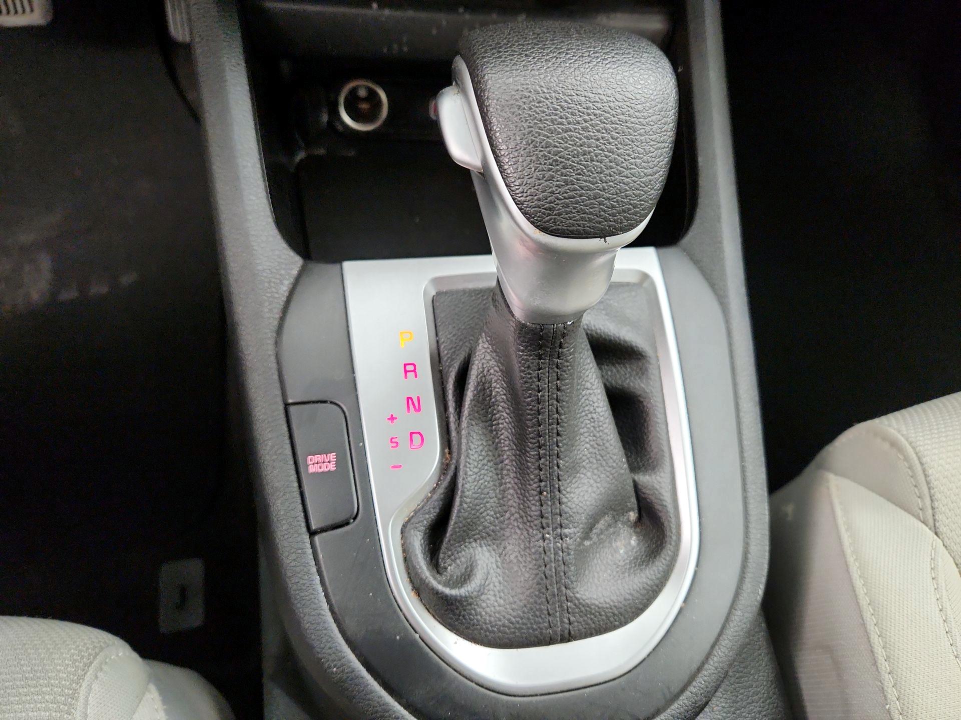 Thumbnail: 2023 Kia Forte - 17