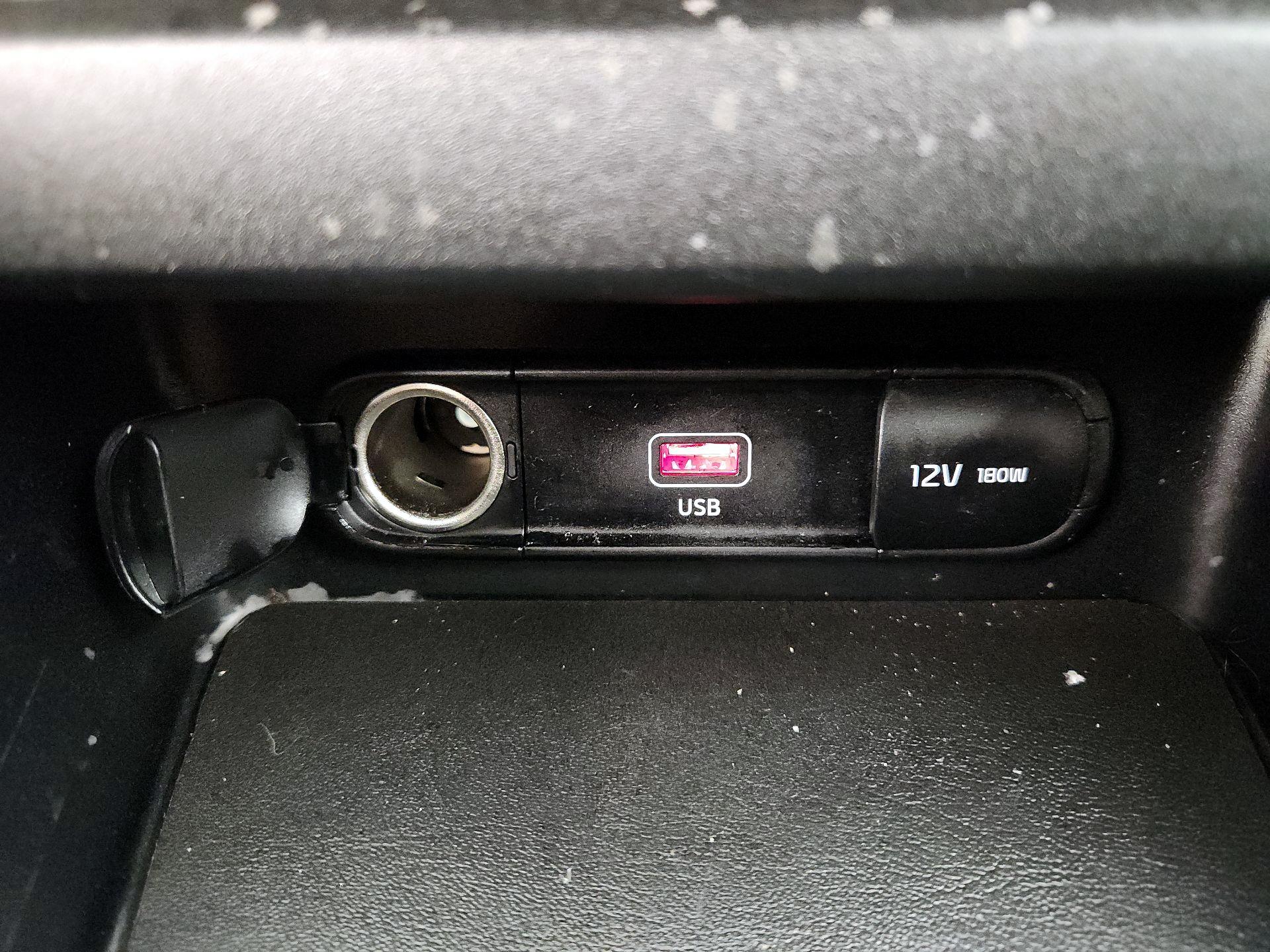 Thumbnail: 2023 Kia Forte - 18