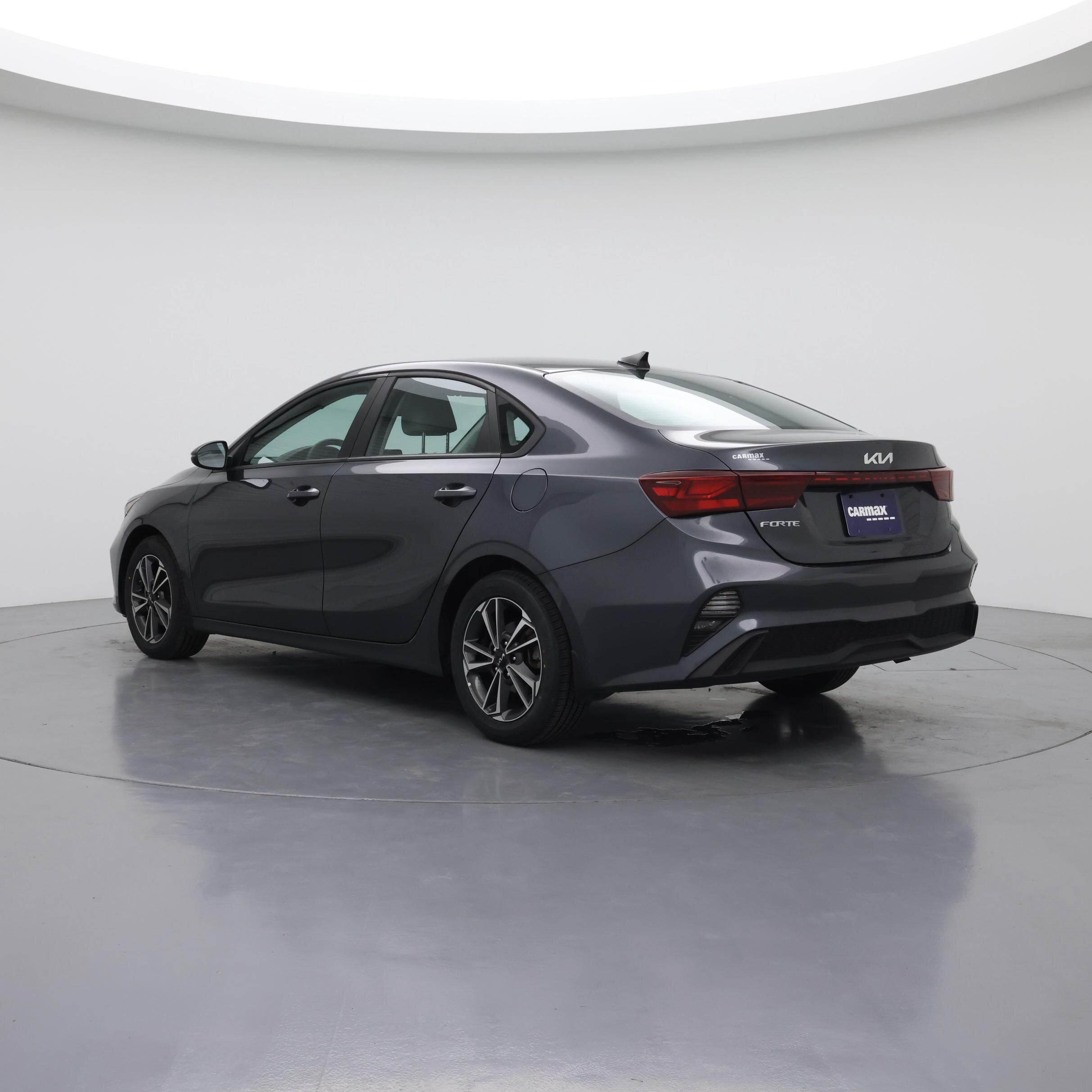 Thumbnail: 2023 Kia Forte - 2