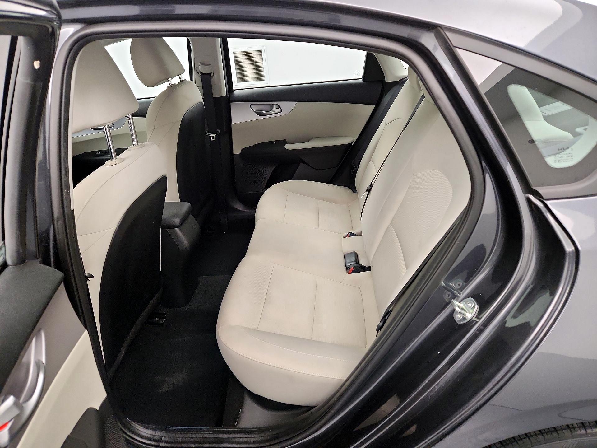 Thumbnail: 2023 Kia Forte - 19