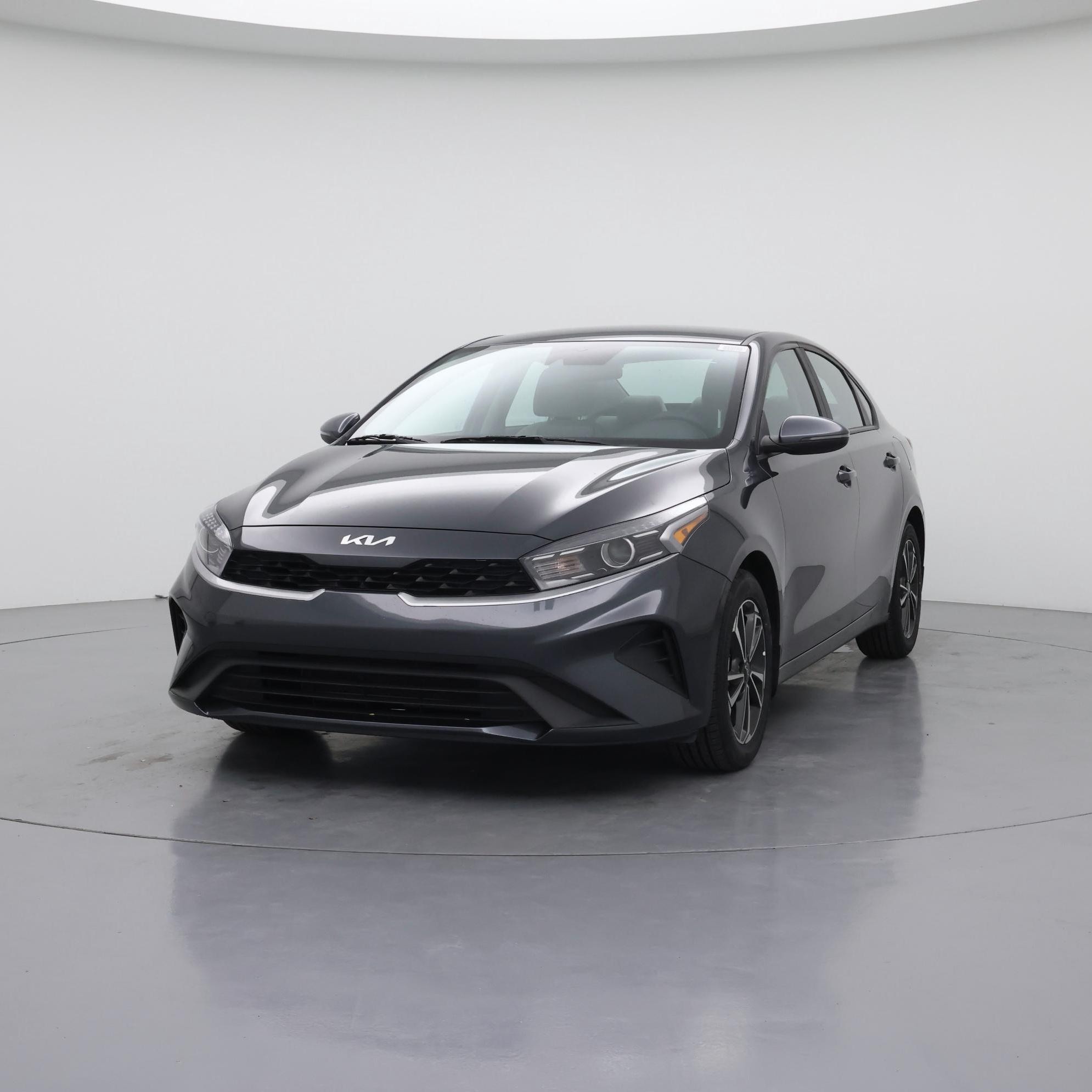 Thumbnail: 2023 Kia Forte - 4