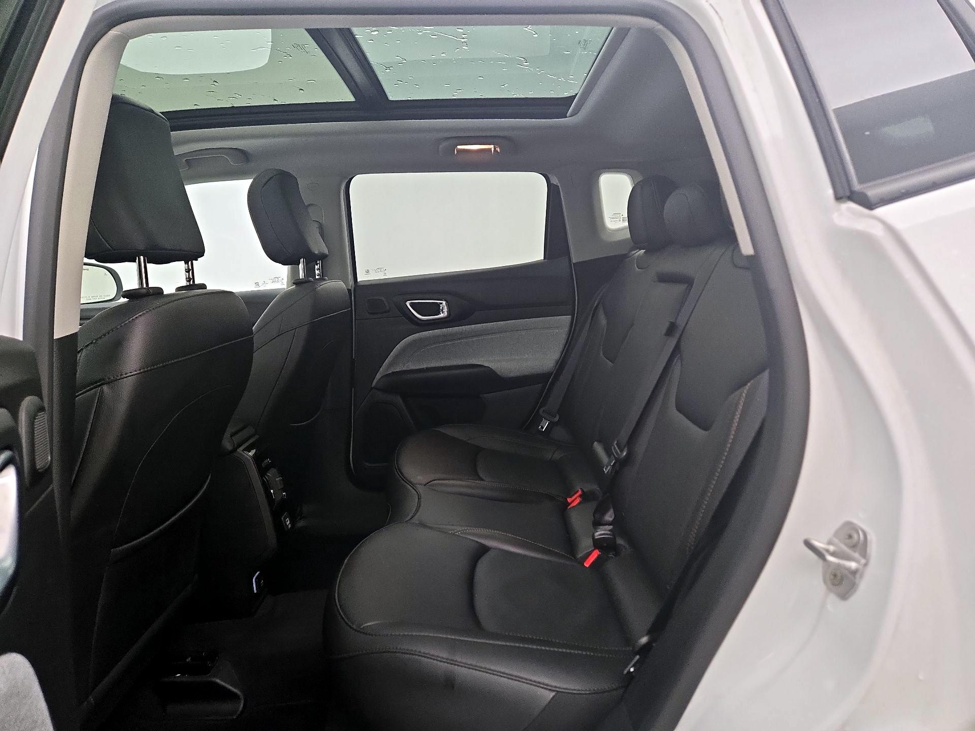 Thumbnail: 2022 Jeep Compass - 20