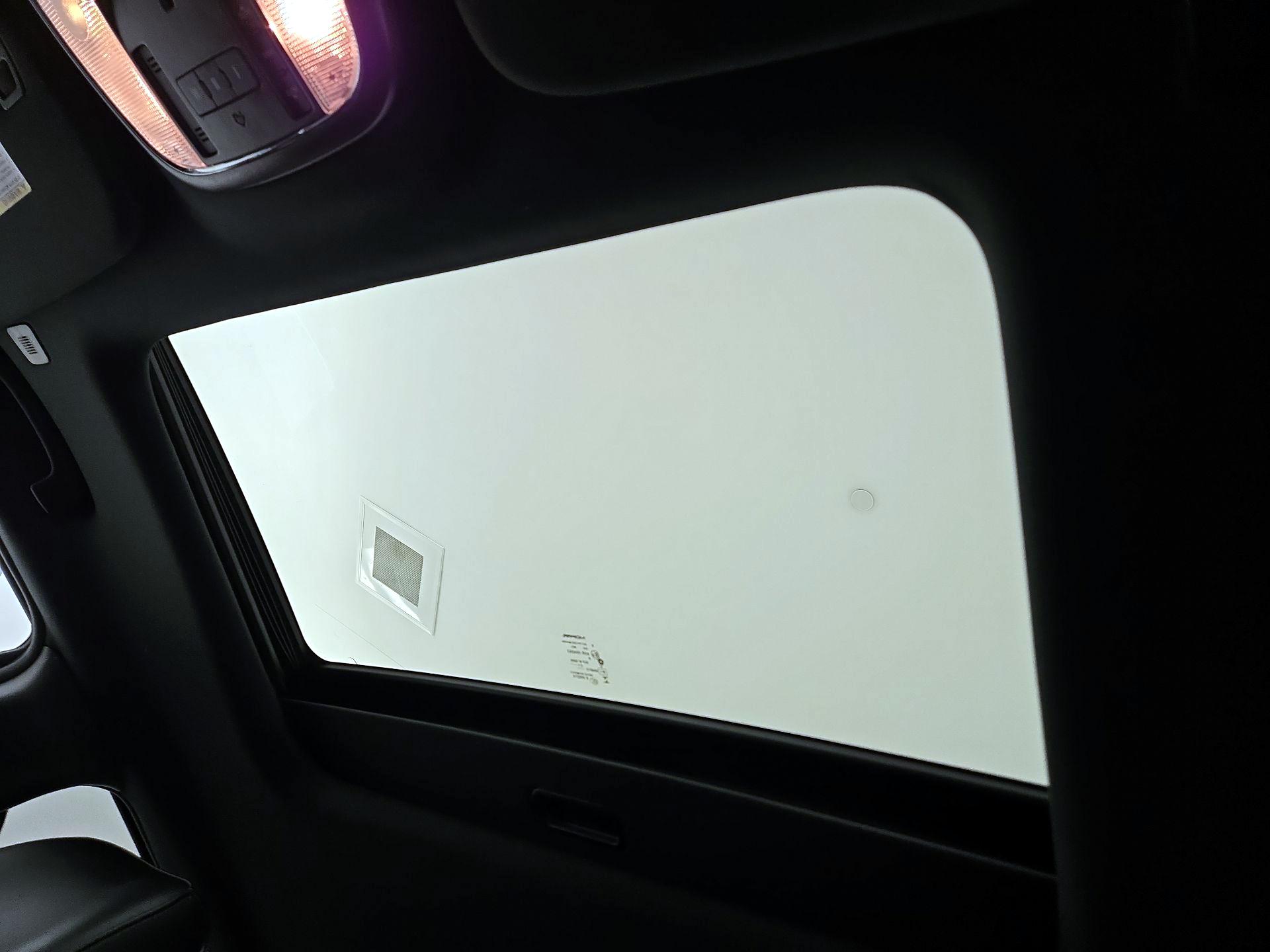 Thumbnail: 2021 Jeep Grand Cherokee - 20