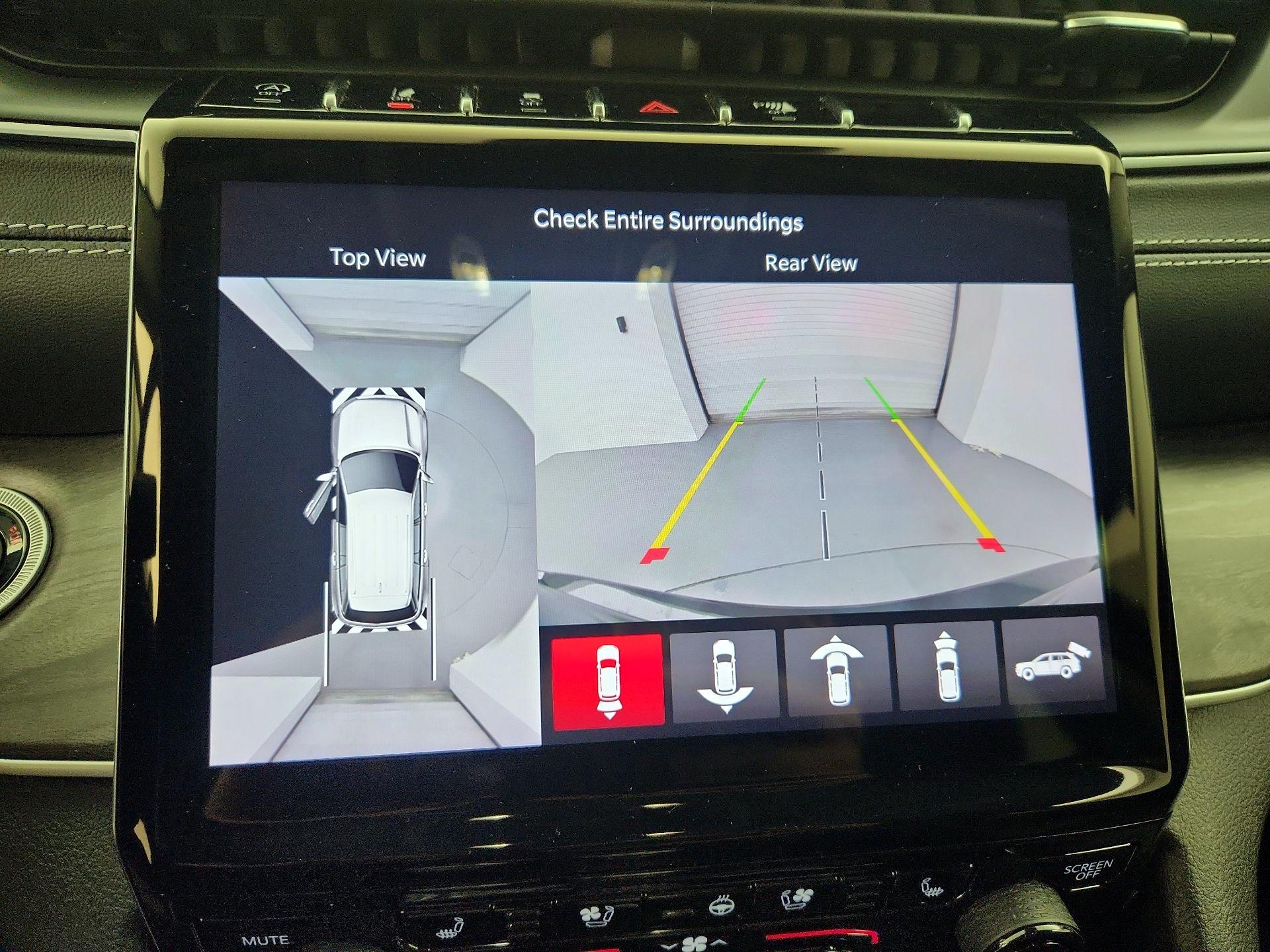 Thumbnail: 2023 Jeep Grand Cherokee - 12