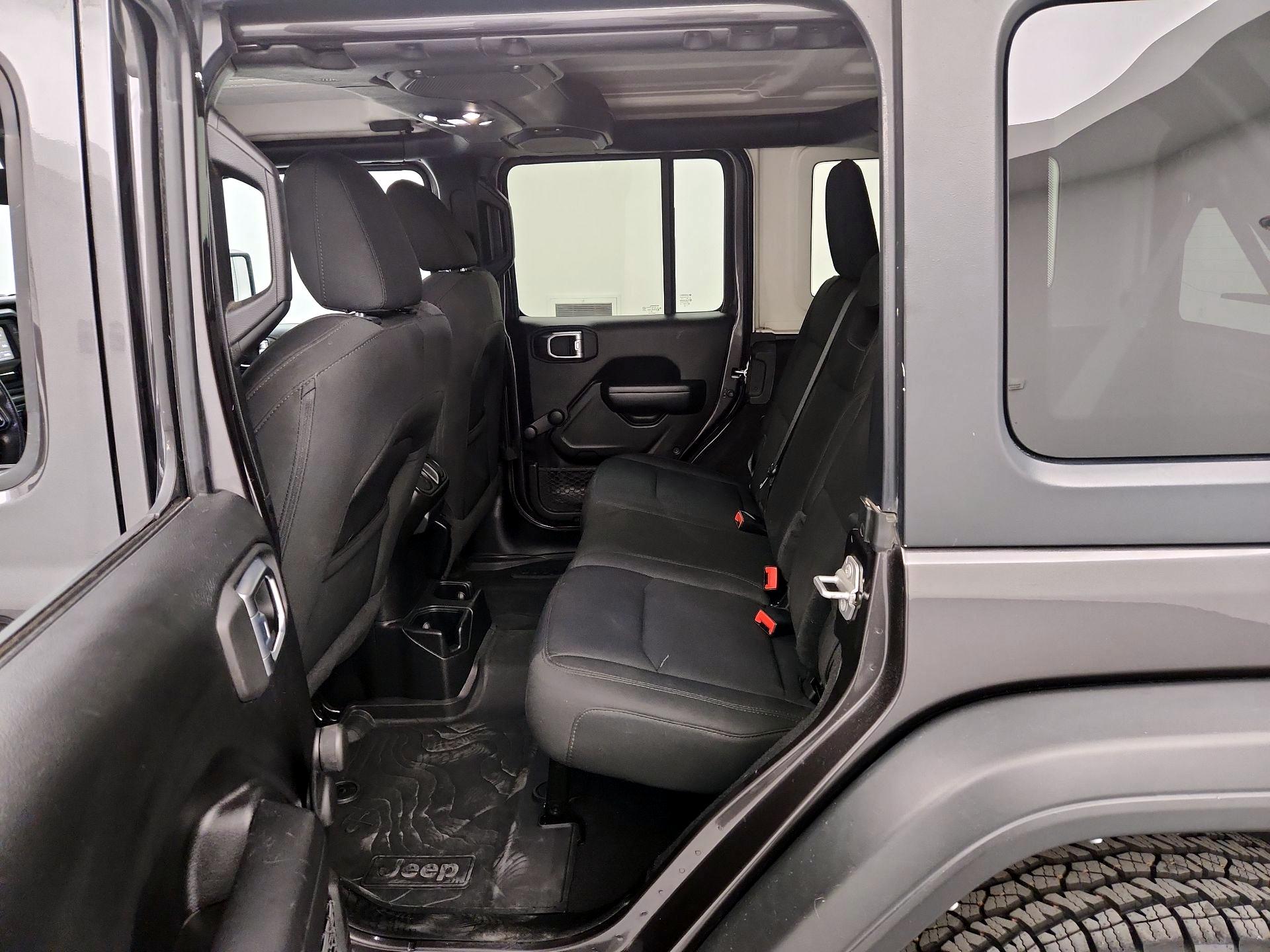 Thumbnail: 2021 Jeep Wrangler - 19