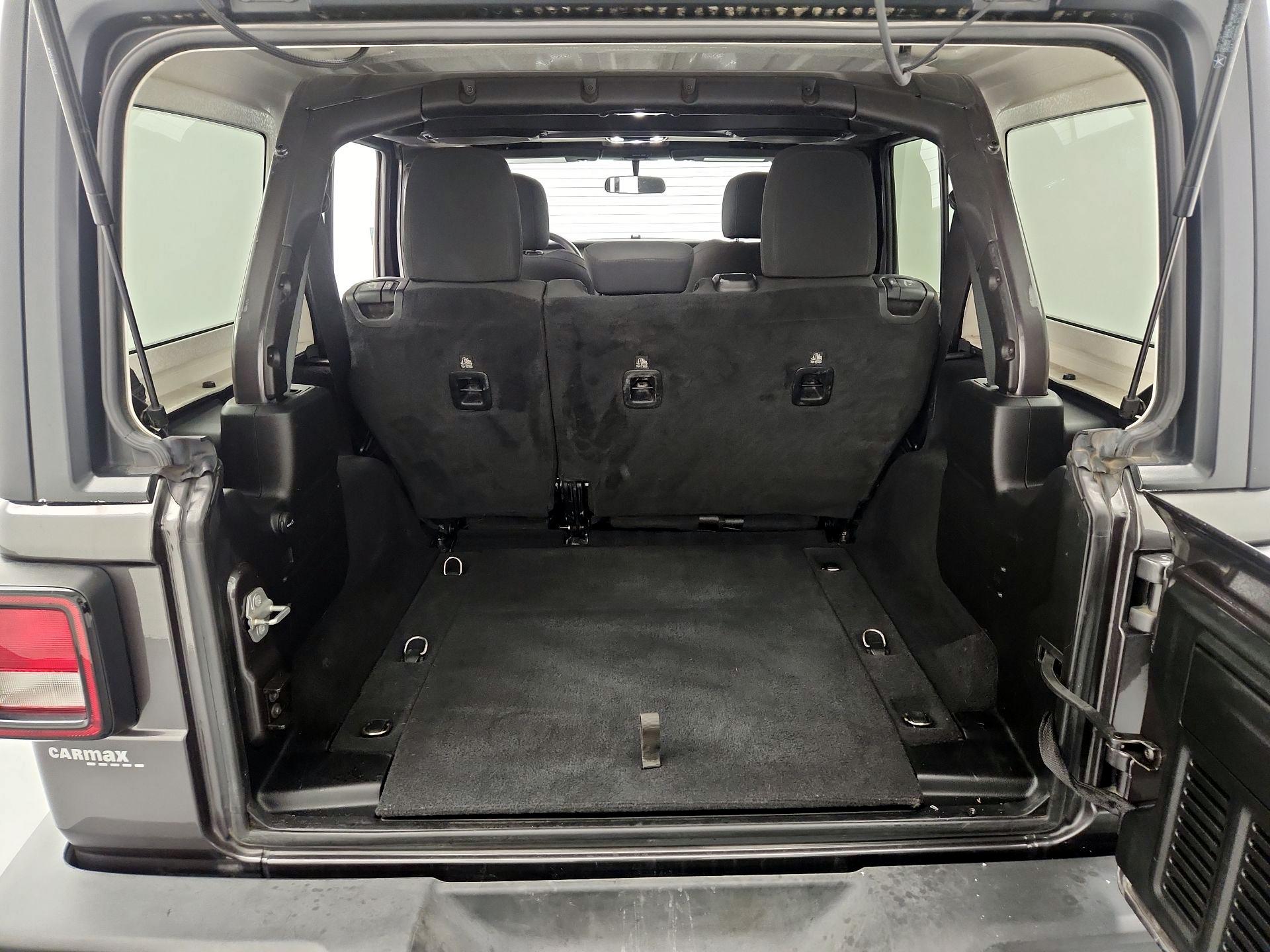 Thumbnail: 2021 Jeep Wrangler - 20