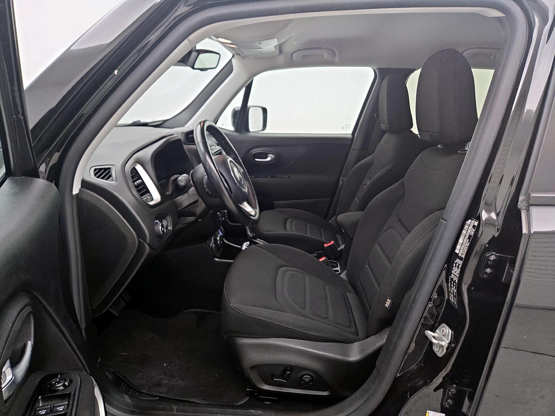 Thumbnail: 2021 Jeep Renegade - 11