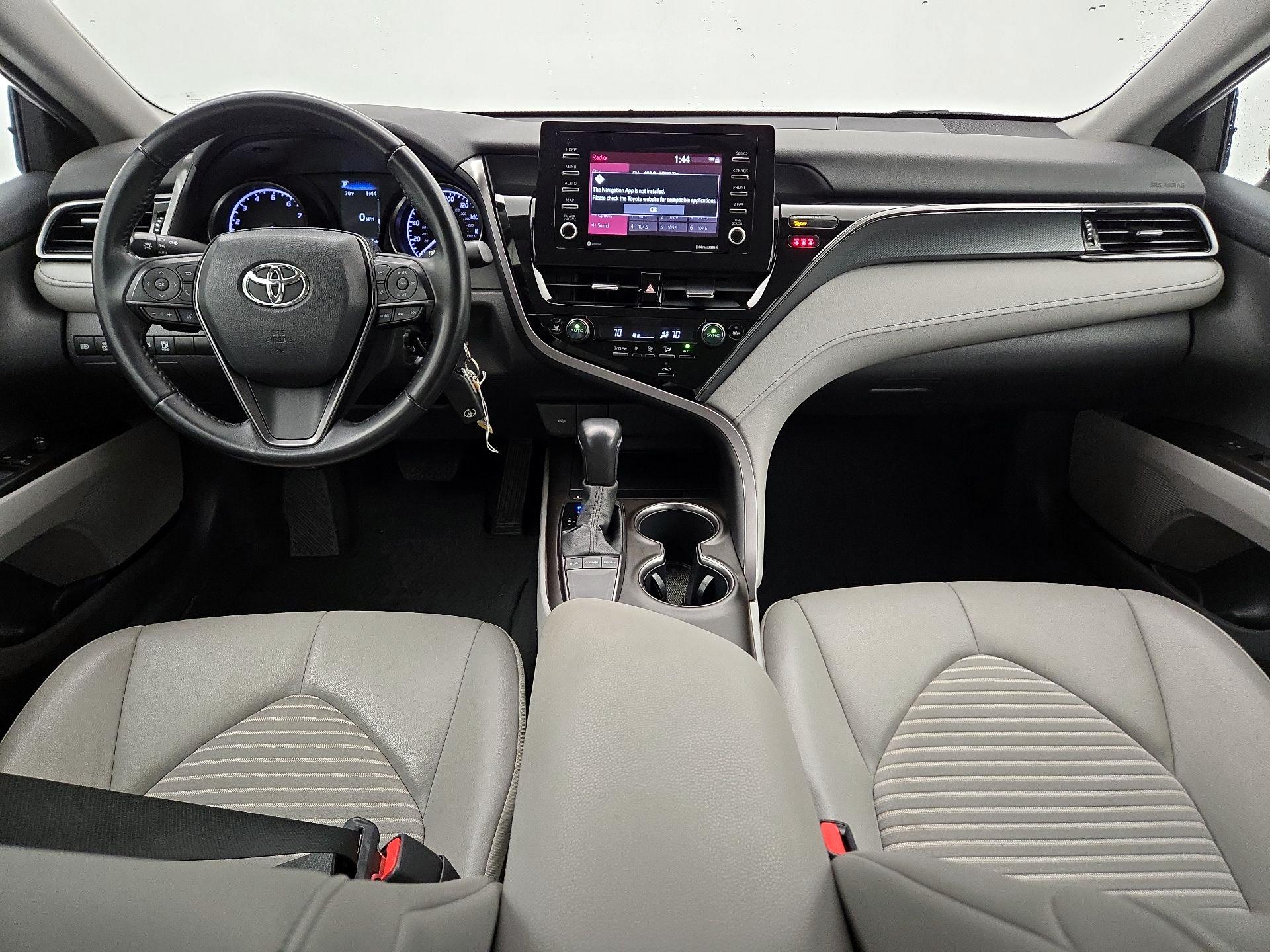 Thumbnail: 2022 Toyota Camry - 9