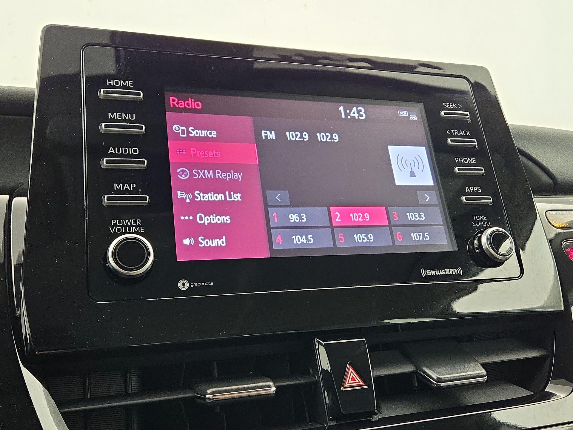 Thumbnail: 2022 Toyota Camry - 15