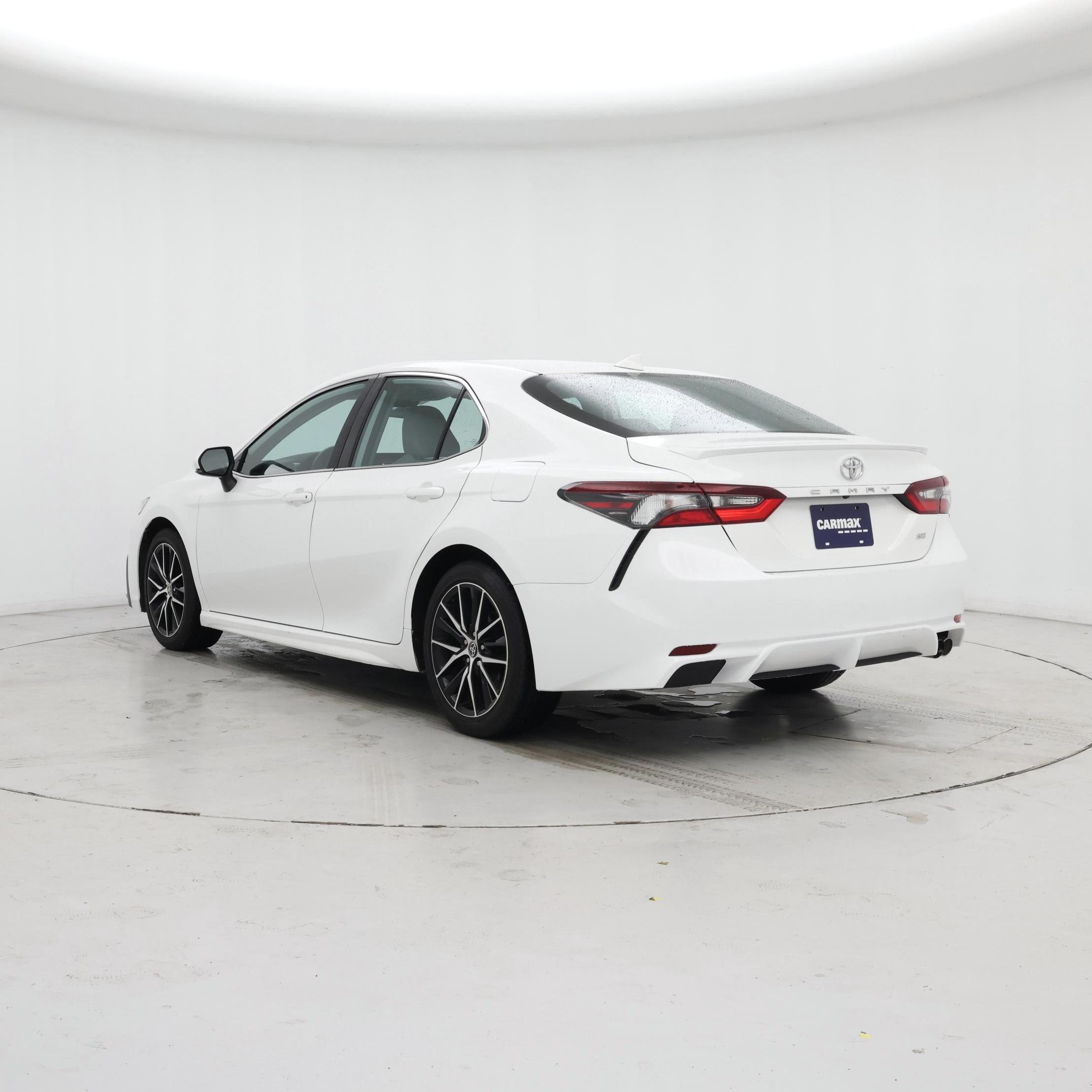 Thumbnail: 2022 Toyota Camry - 2